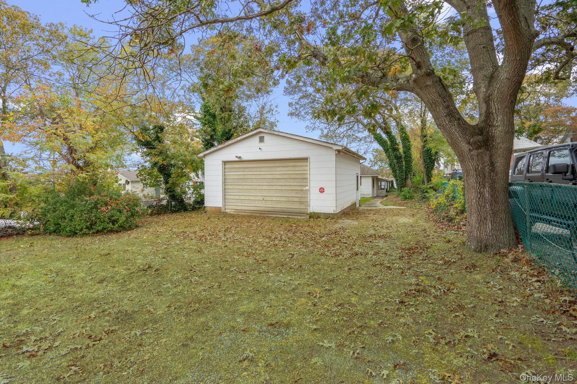 Single Family Overlook Suffolk County, NY 11950, MLS-930251-30