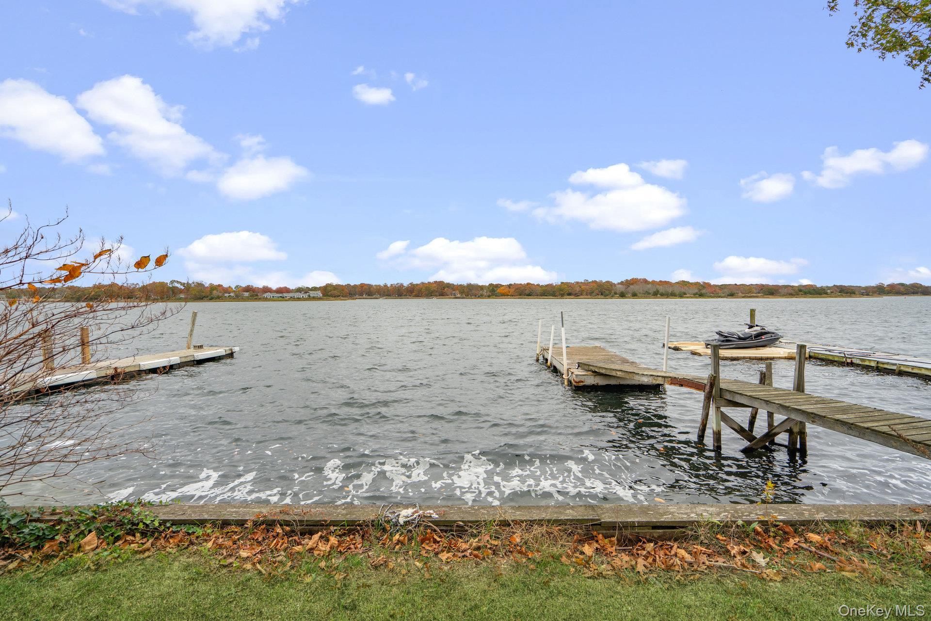 Single Family Overlook  Suffolk County, NY 11950, MLS-930251-31