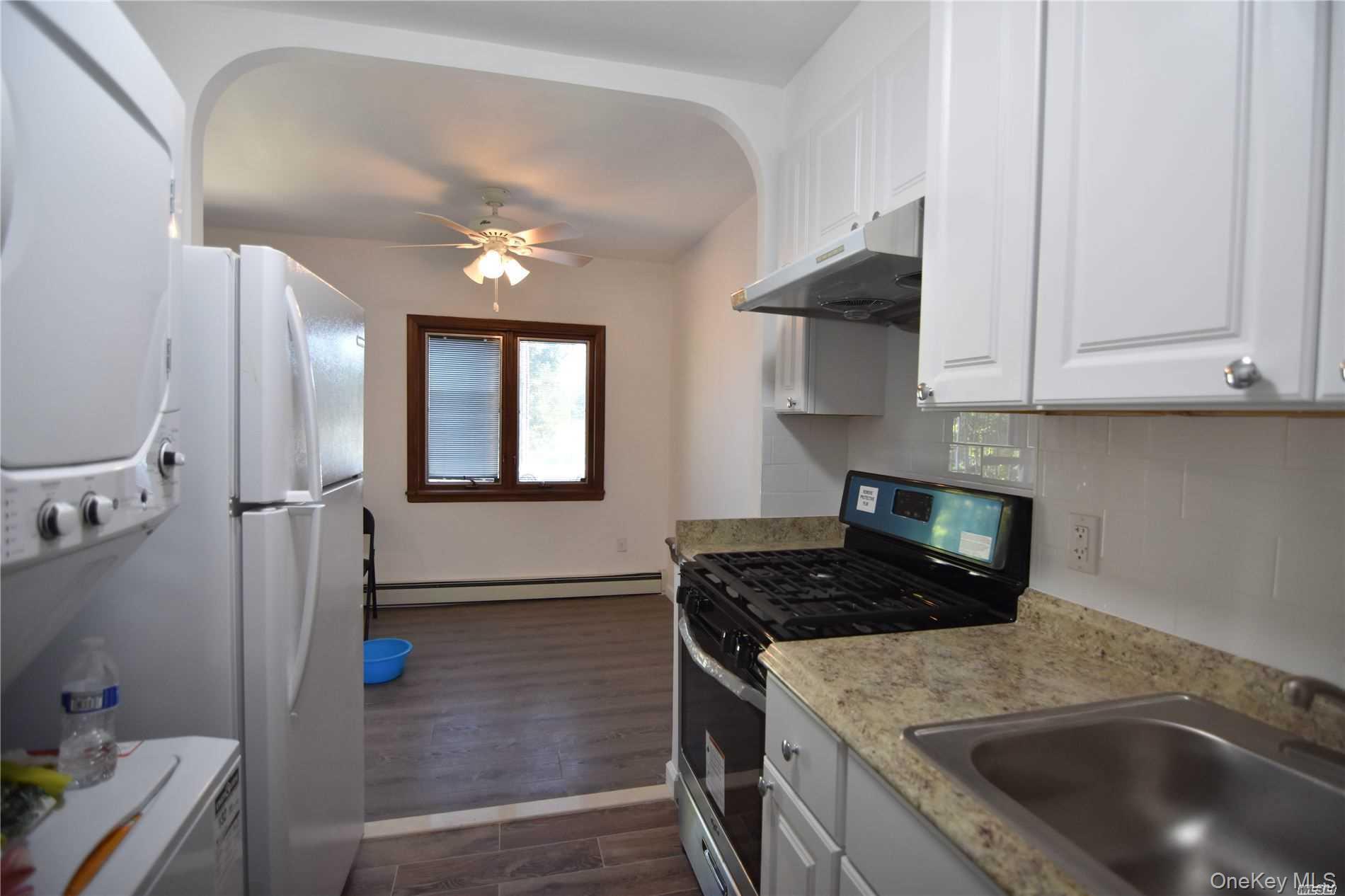 Single Family 164th Queens, NY 11365, MLS-930270-4