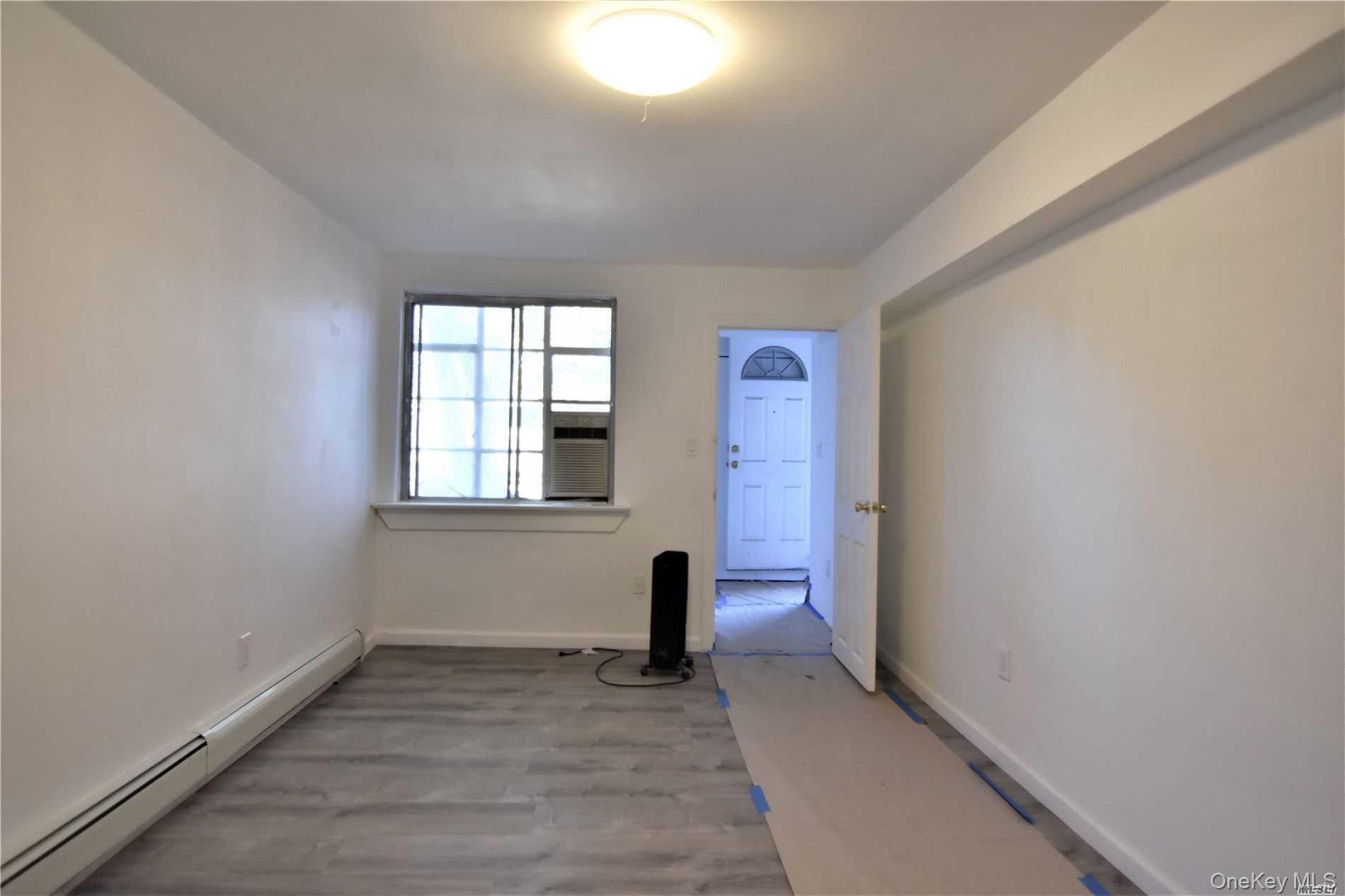 Single Family 164th Queens, NY 11365, MLS-930270-7