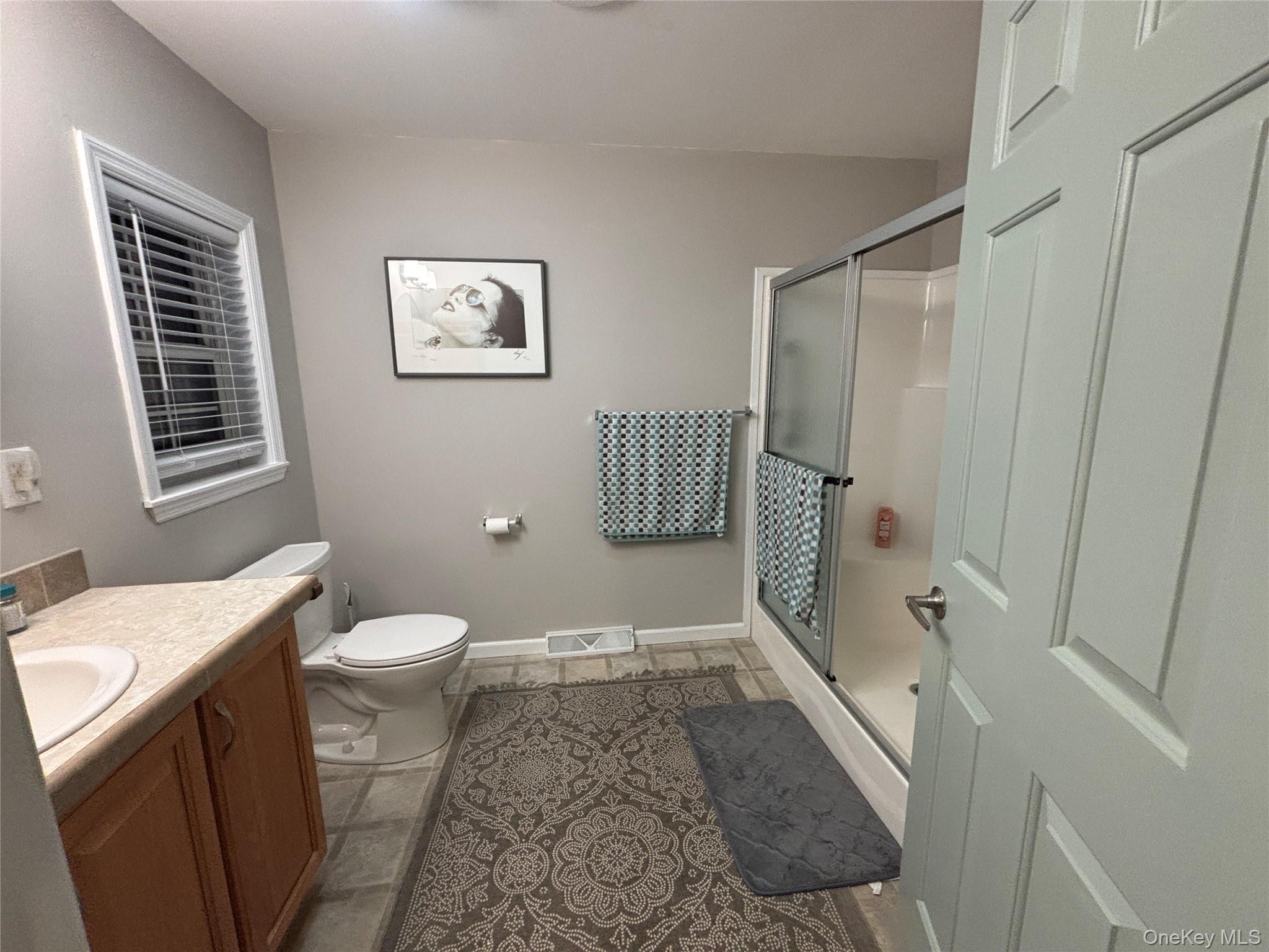 Single Family Old Country  Suffolk County, NY 11901, MLS-930276-27