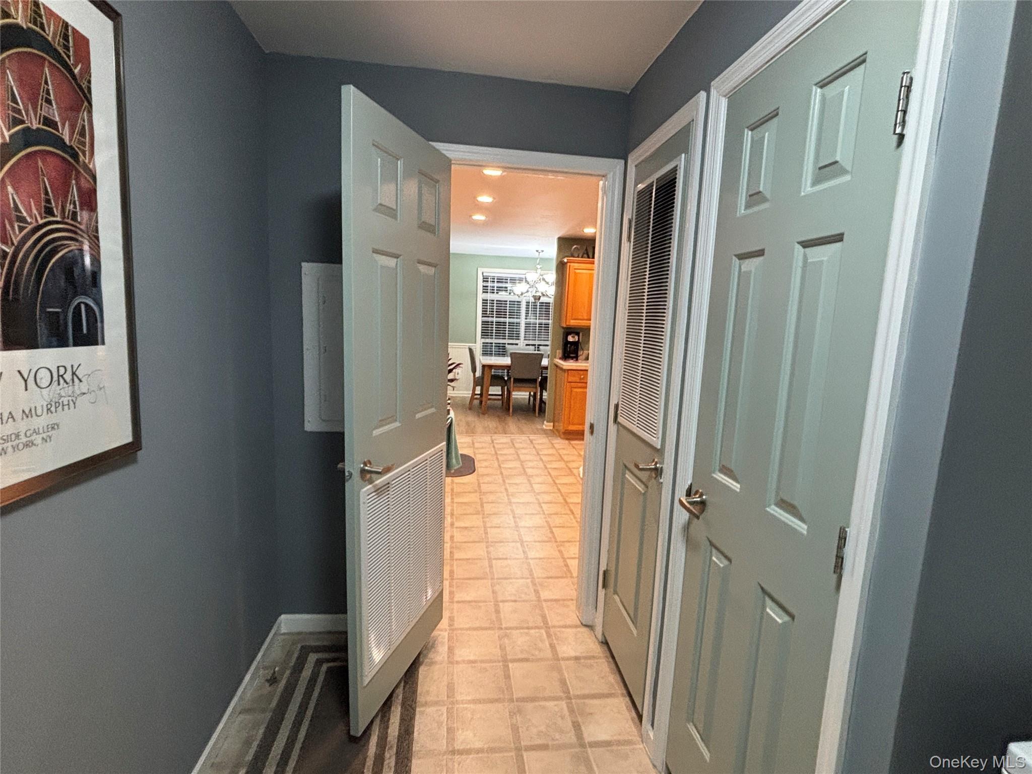 Single Family Old Country  Suffolk County, NY 11901, MLS-930276-30