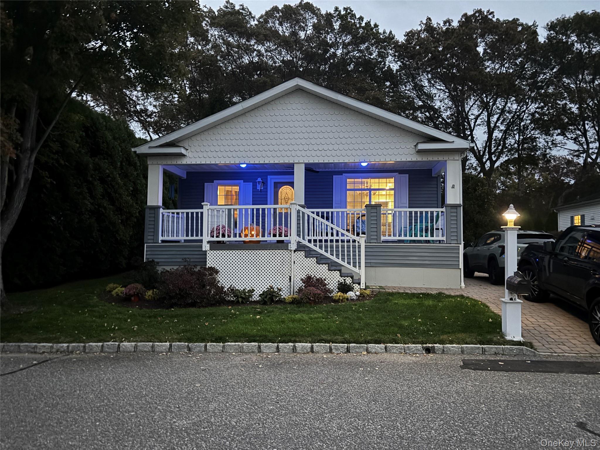 Single Family Old Country  Suffolk County, NY 11901, MLS-930276-45