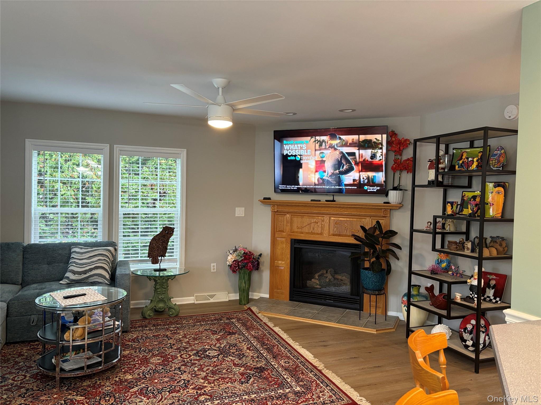 Single Family Old Country  Suffolk County, NY 11901, MLS-930276-7