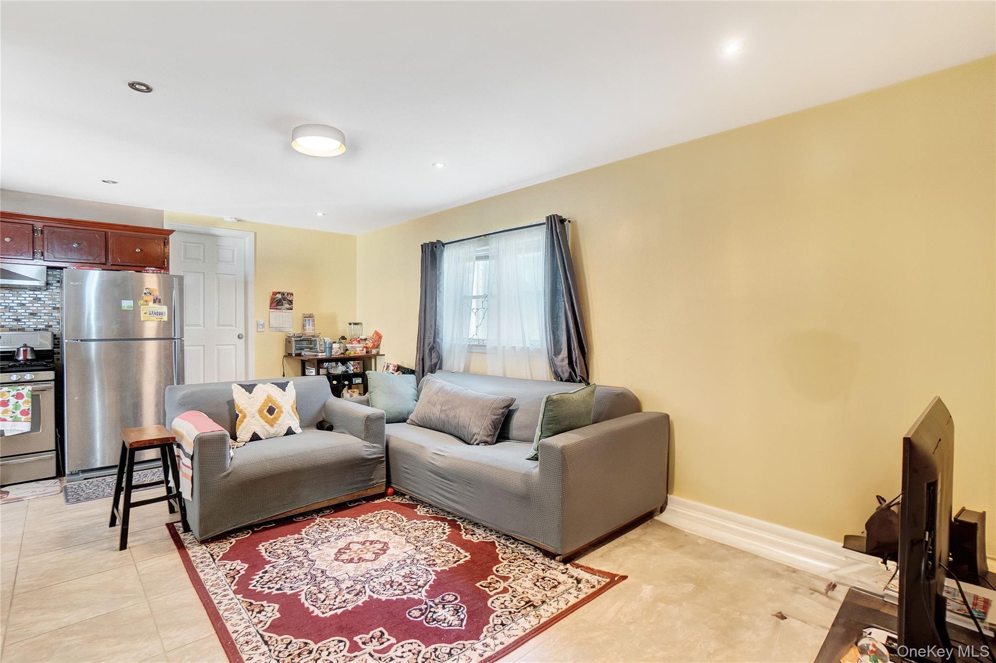 Single Family Davenport Queens, NY 11428, MLS-930286-15