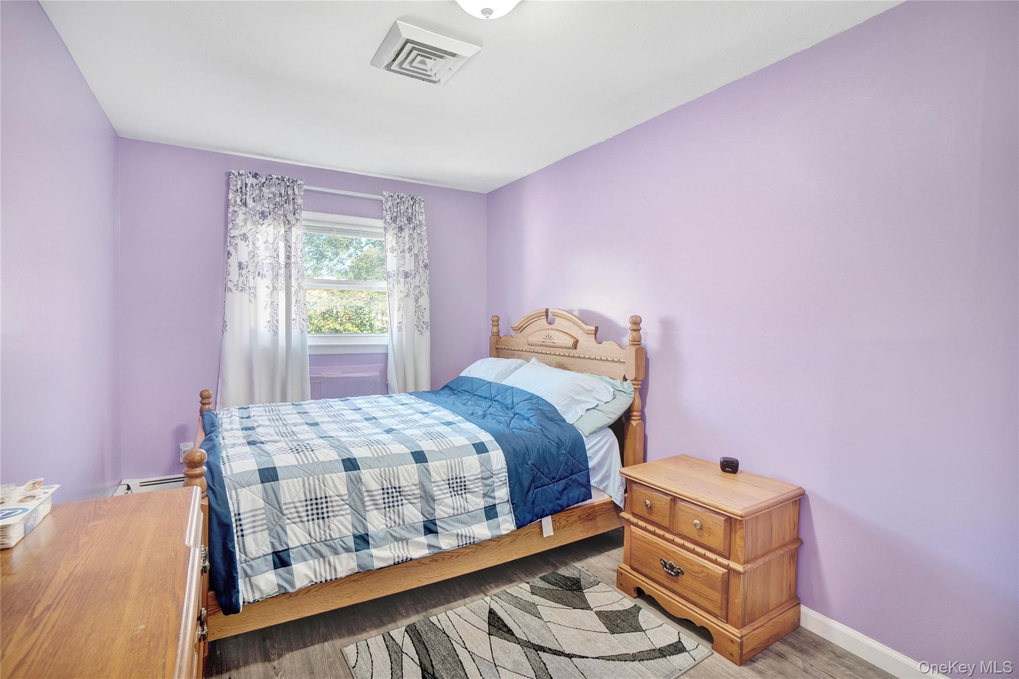 Single Family Davenport Queens, NY 11428, MLS-930286-22