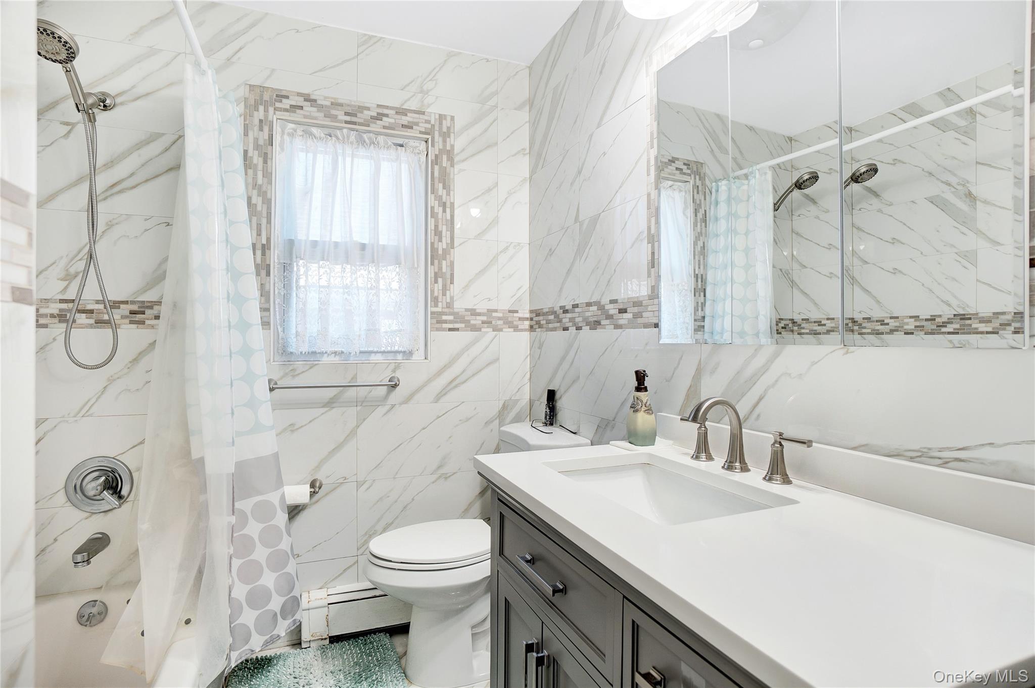 Single Family Davenport Queens, NY 11428, MLS-930286-23