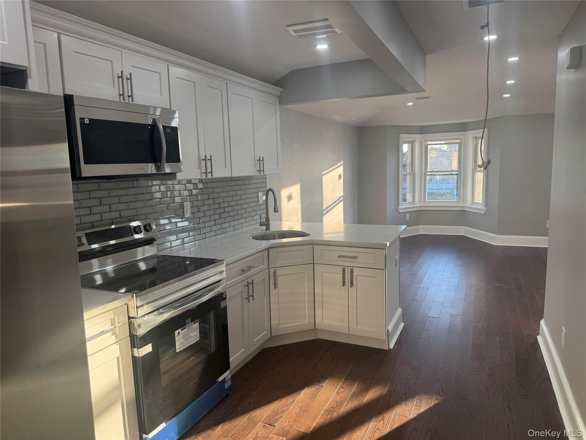 Single Family 143rd St  Queens, NY 11436, MLS-930288-17