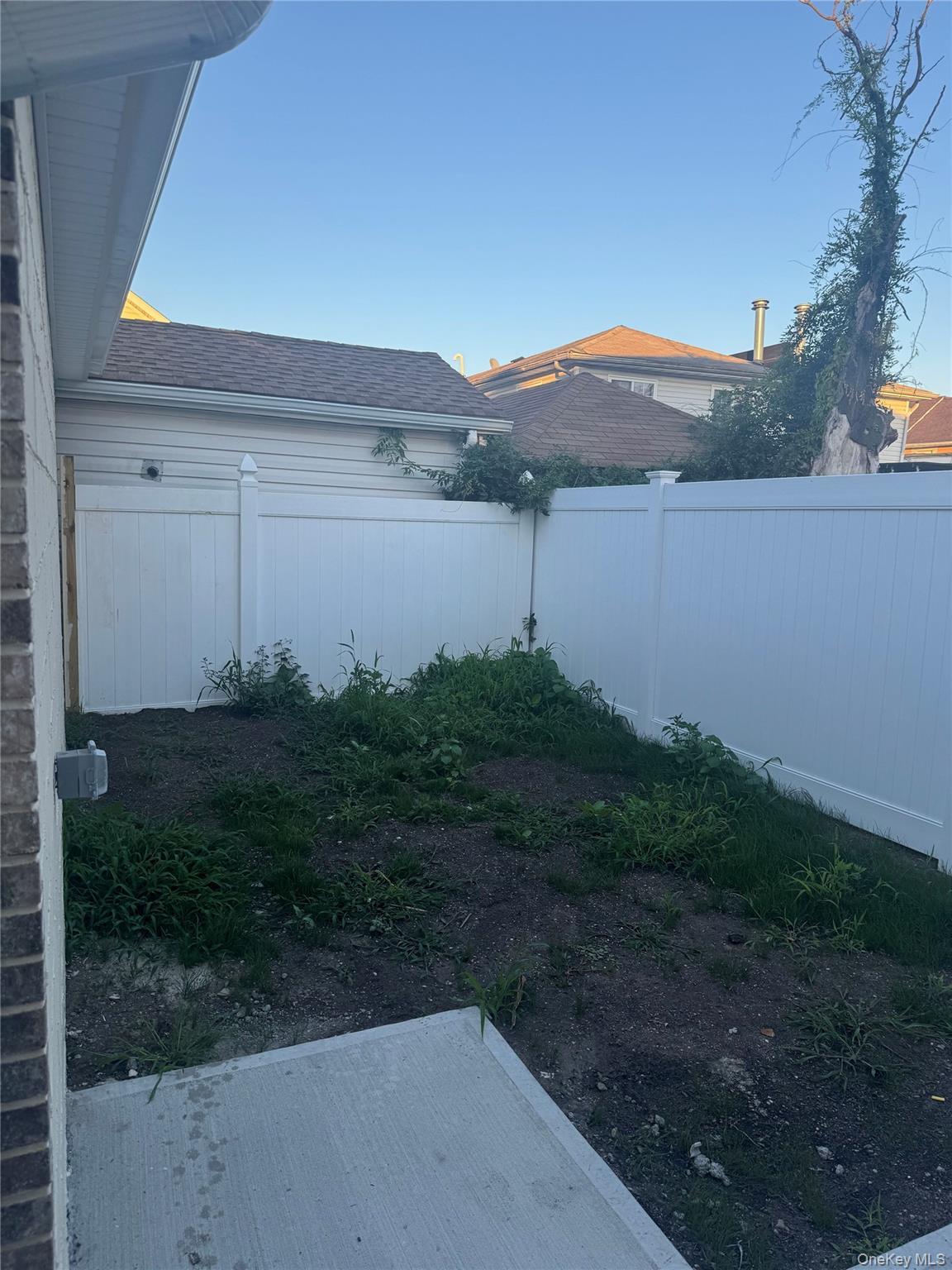 Single Family 143rd St  Queens, NY 11436, MLS-930288-23