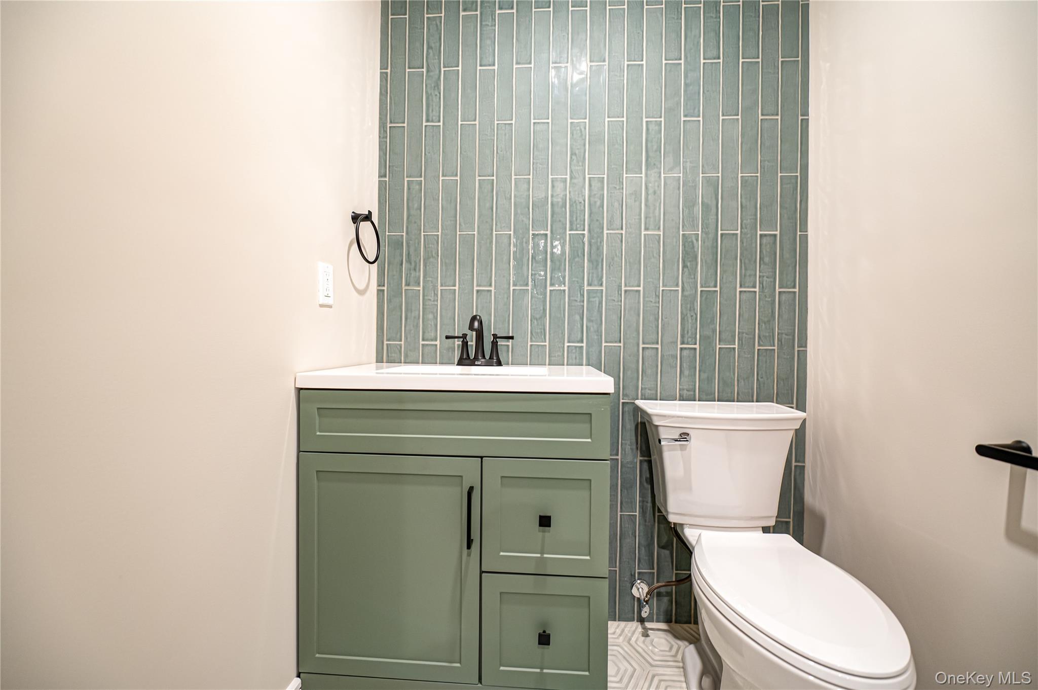 Single Family Tyler  Suffolk County, NY 11764, MLS-930289-24