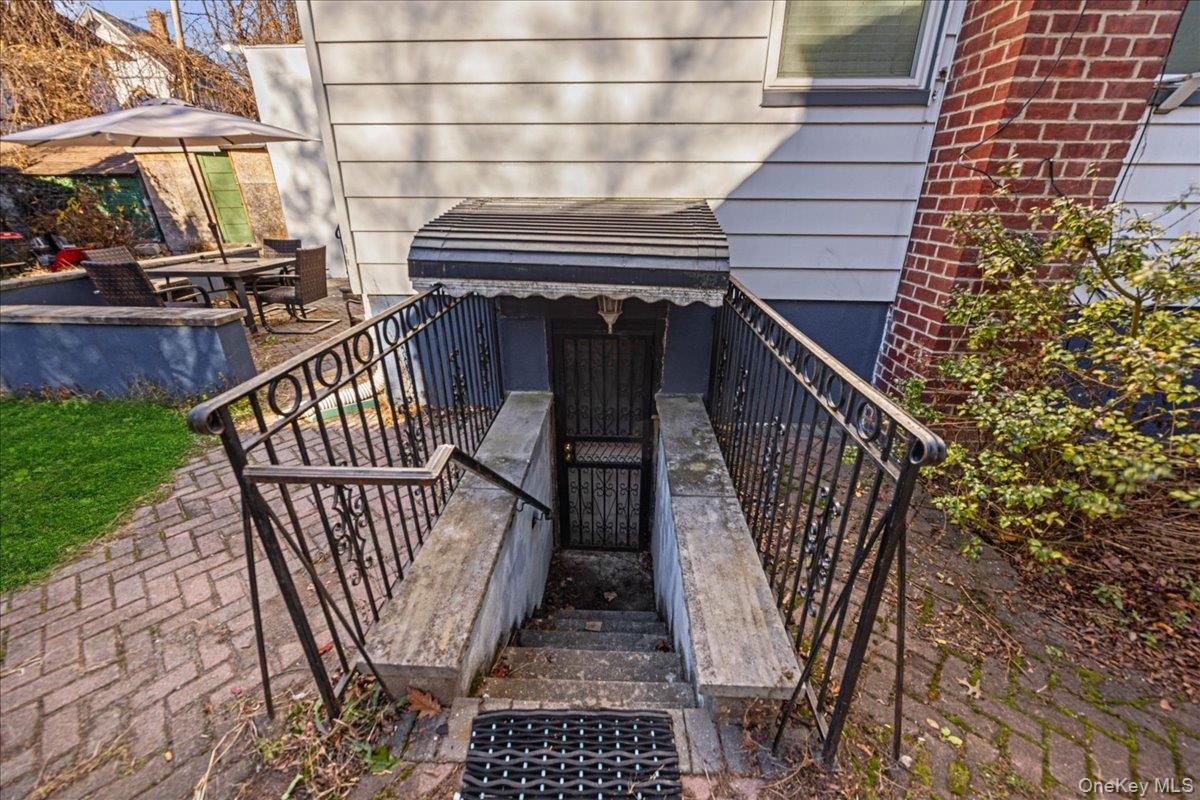 Single Family Nuber Westchester County, NY 10553, MLS-930293-21