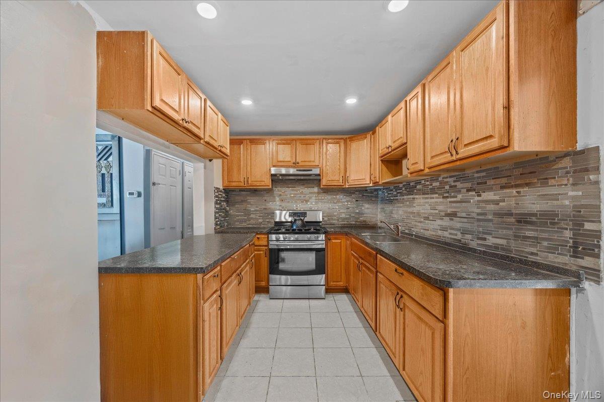 Single Family Nuber Westchester County, NY 10553, MLS-930293-5