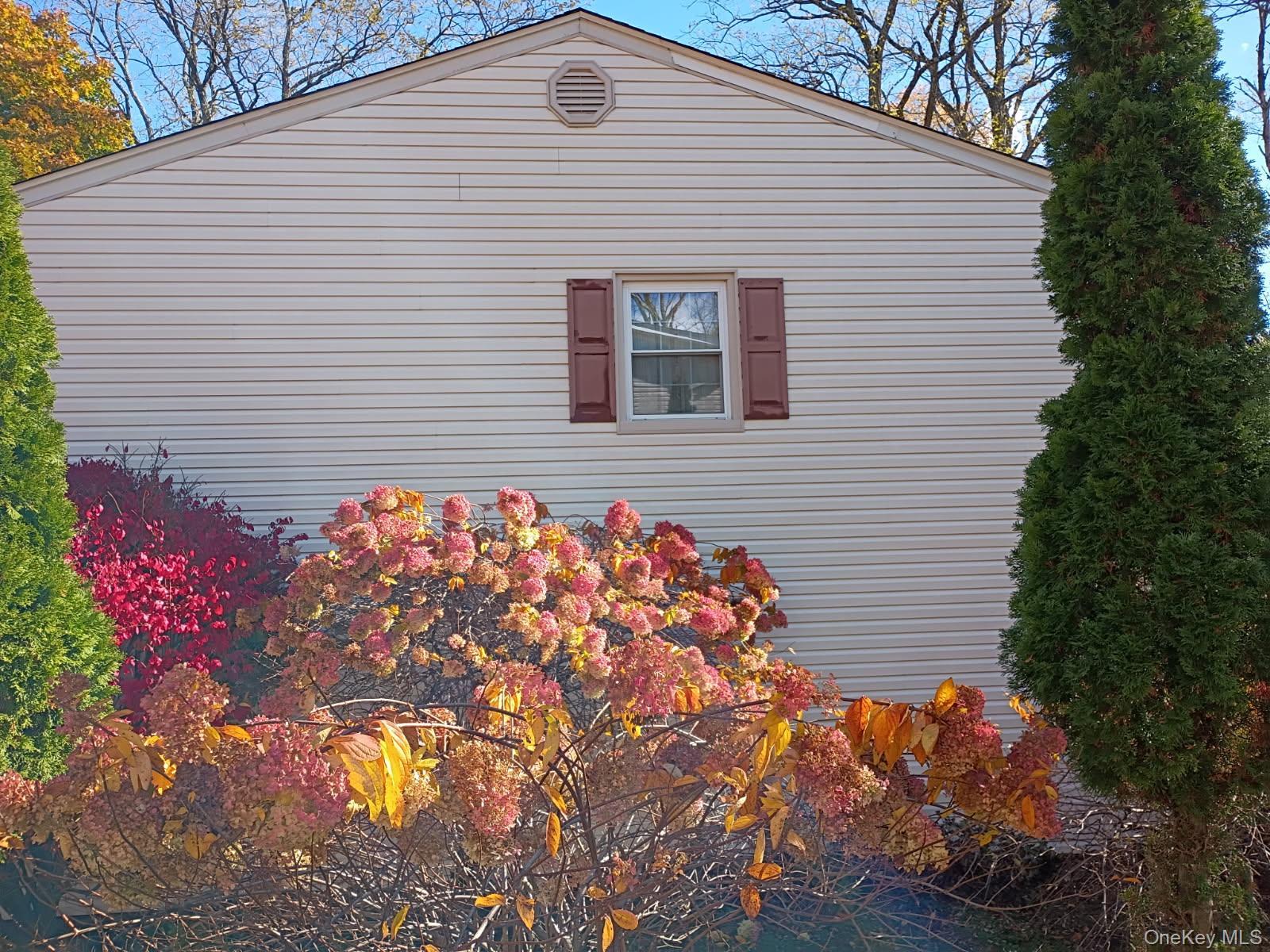 Single Family Carriage  Rockland County, NY 10977, MLS-930308-7