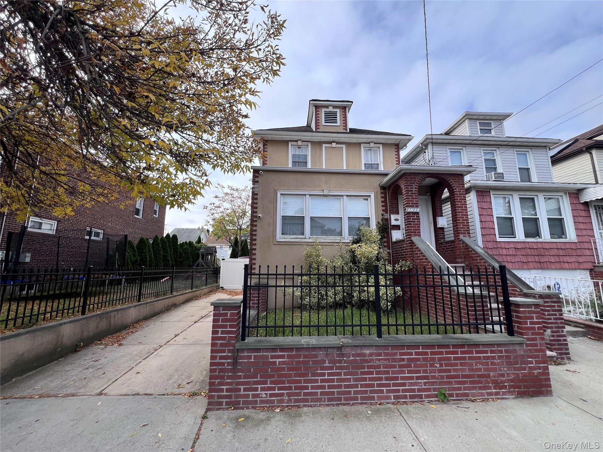 Single Family Paulding  Bronx, NY 10462, MLS-930317-4