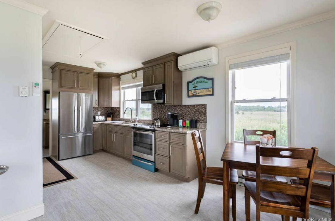 Single Family Huntington  Suffolk County, NY 11951, MLS-930319-6