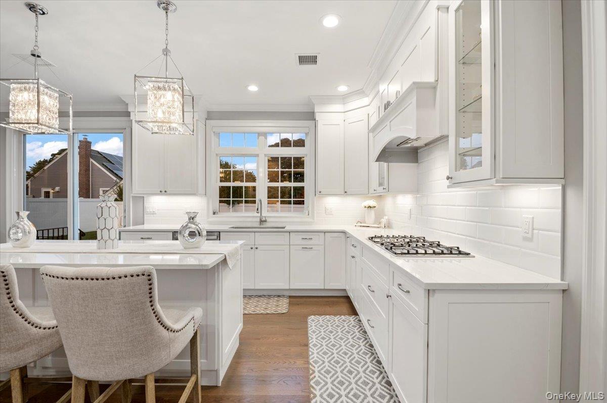 Single Family Bellmore  Nassau County, NY 11710, MLS-930322-15