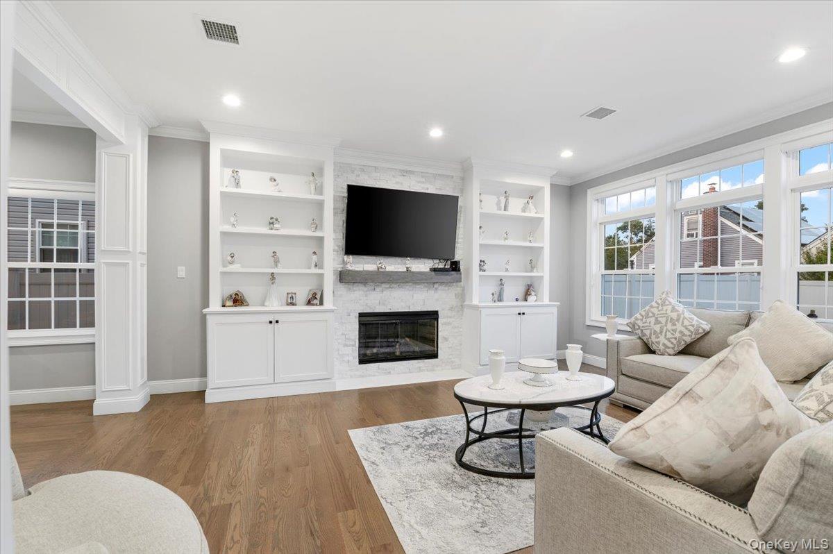 Single Family Bellmore  Nassau County, NY 11710, MLS-930322-19