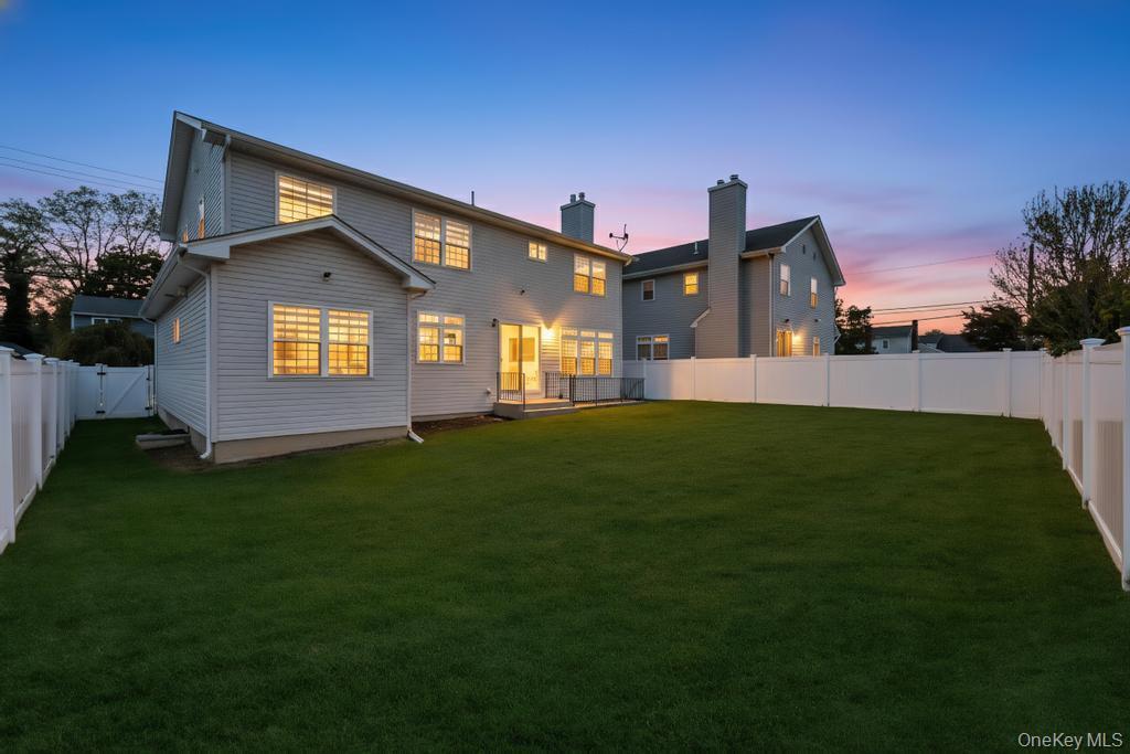 Single Family Bellmore  Nassau County, NY 11710, MLS-930322-36