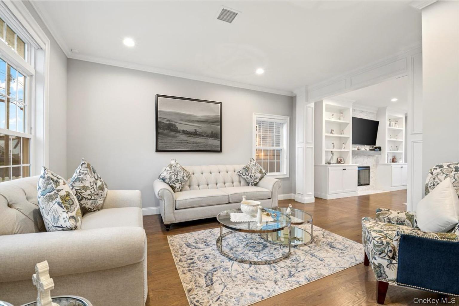 Single Family Bellmore  Nassau County, NY 11710, MLS-930322-7