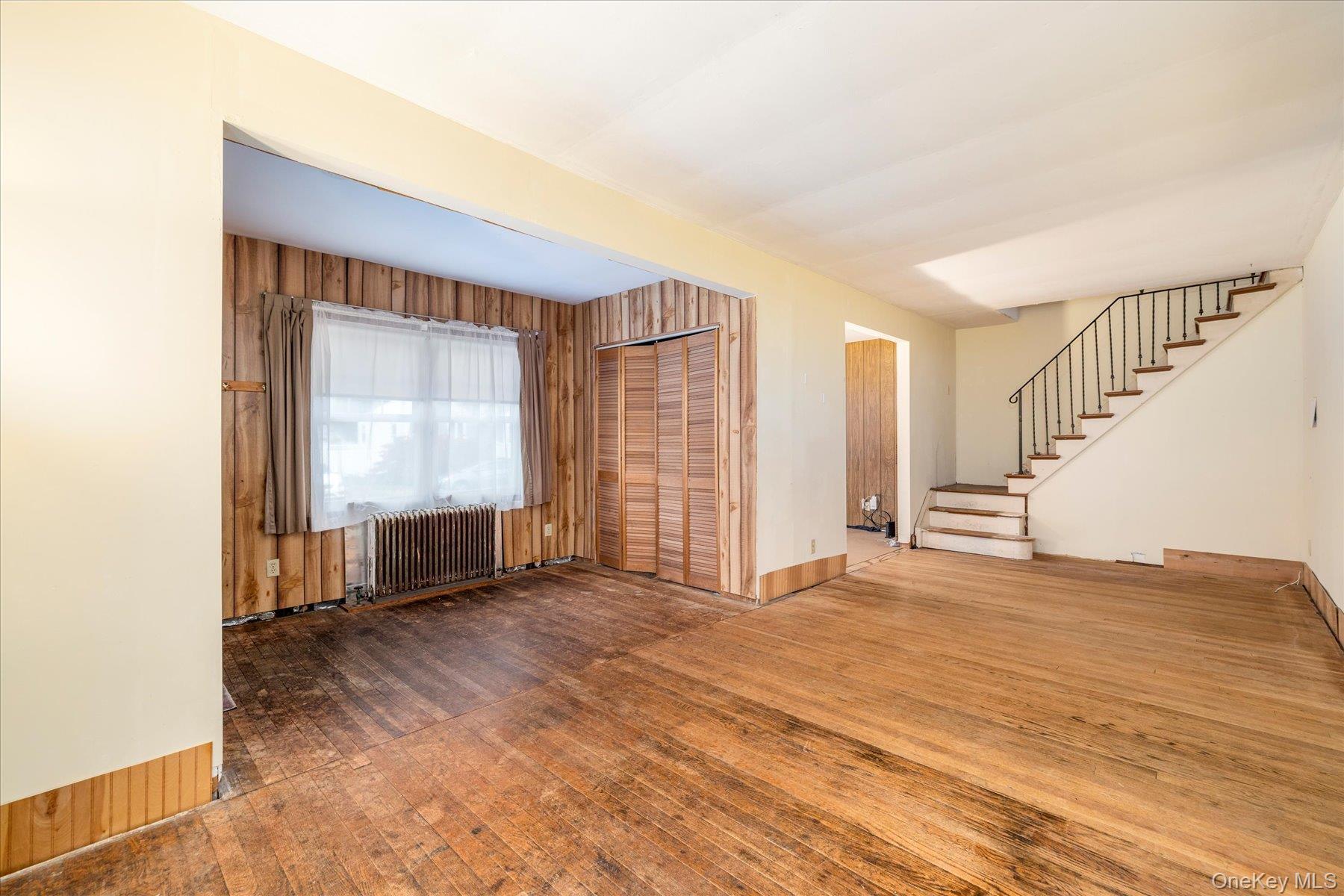 Single Family Dallas Suffolk County, NY 11757, MLS-930331-5