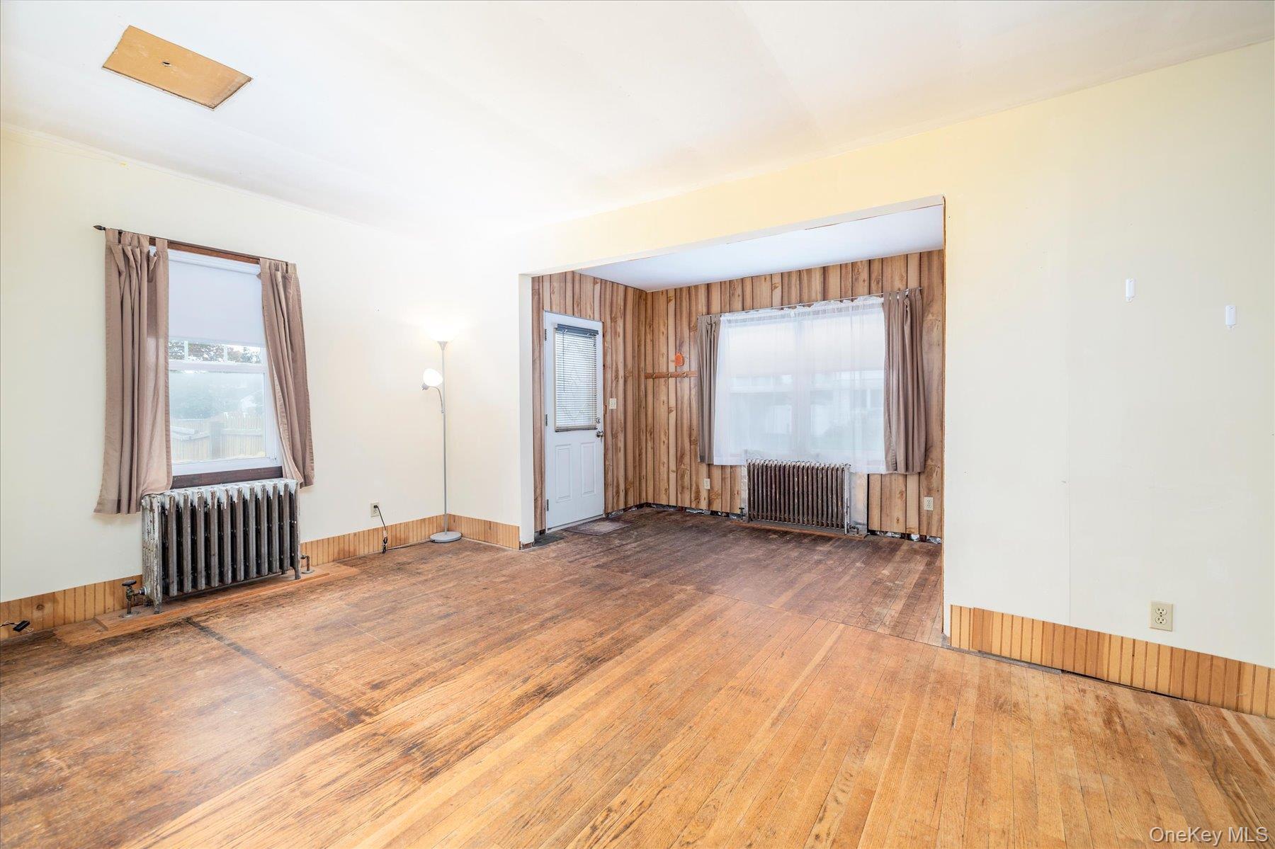 Single Family Dallas Suffolk County, NY 11757, MLS-930331-6