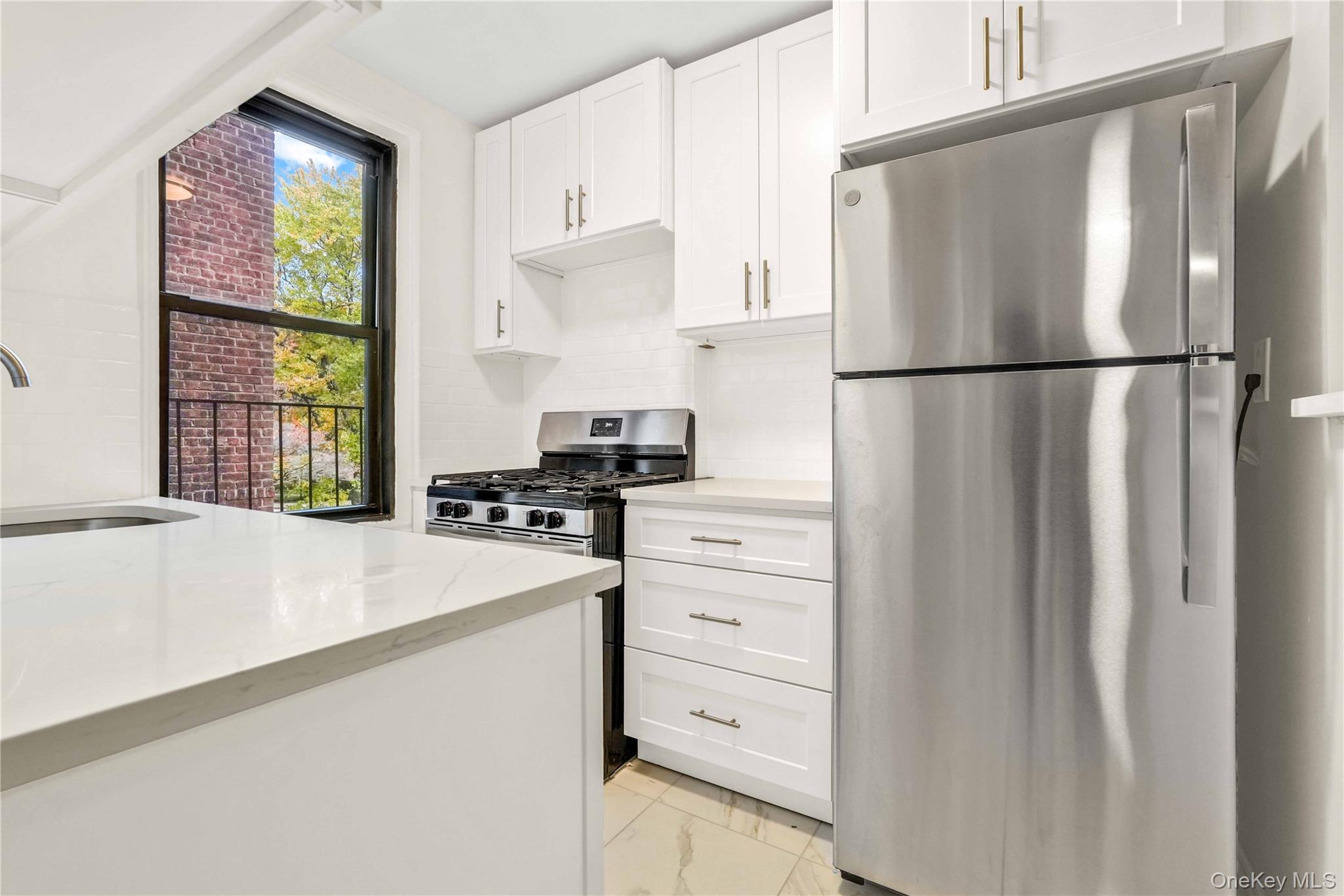 Coop 71st  Queens, NY 11367, MLS-930346-15