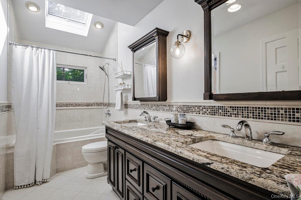 Single Family Pebble Hill  Suffolk County, NY 11768, MLS-930363-16