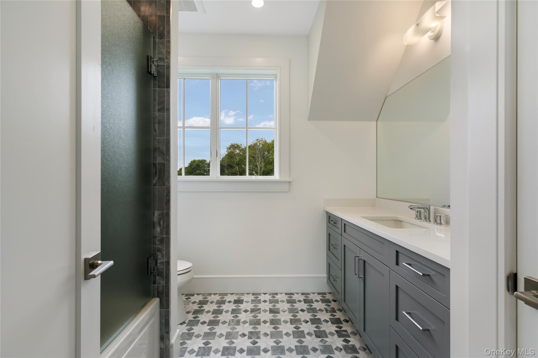 Single Family Happy Suffolk County, NY 11978, MLS-930375-11