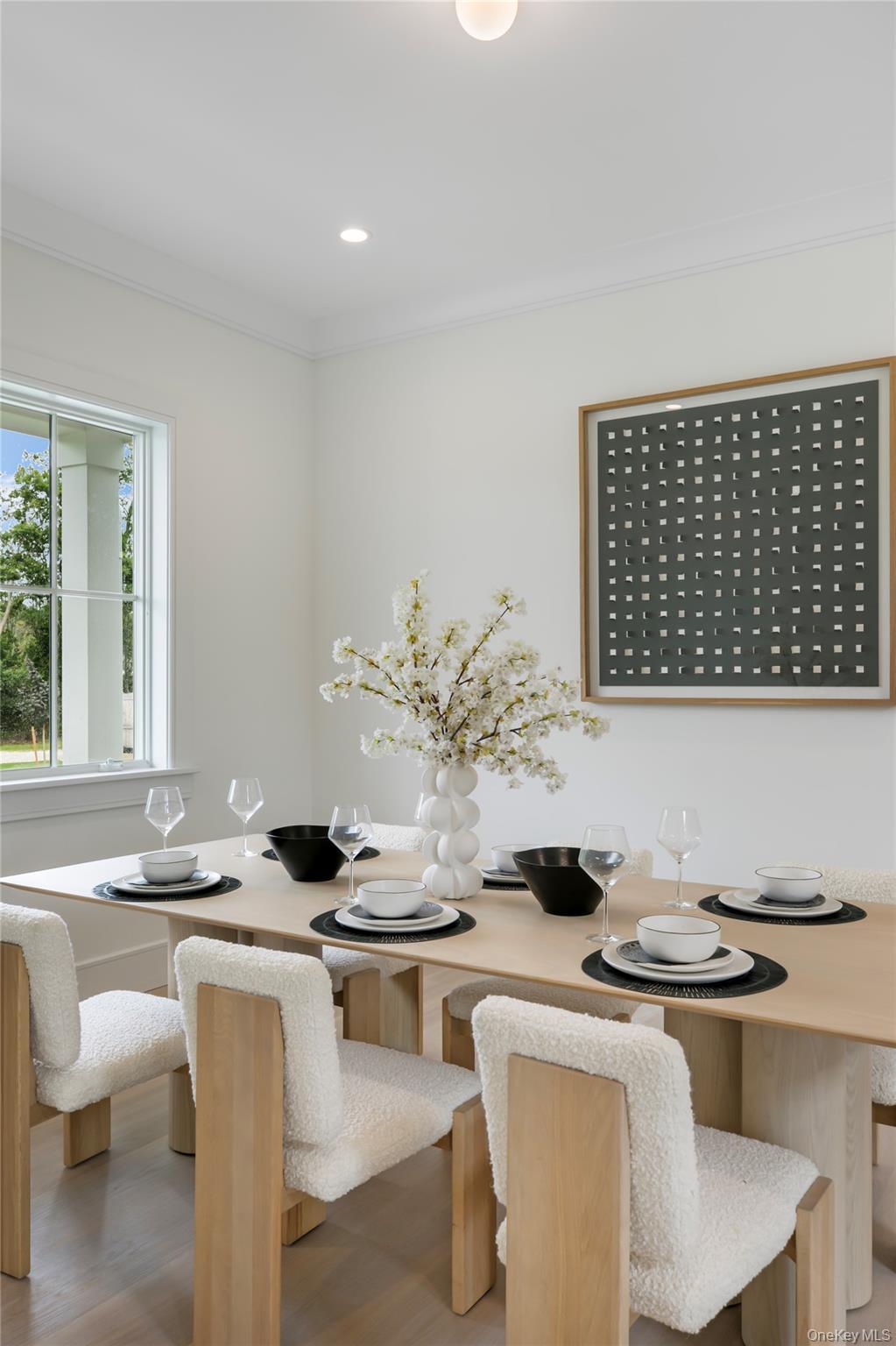 Single Family Happy Suffolk County, NY 11978, MLS-930375-8