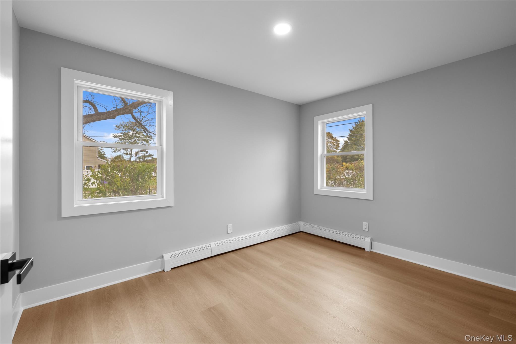 Single Family Meade Suffolk County, NY 11713, MLS-930389-17