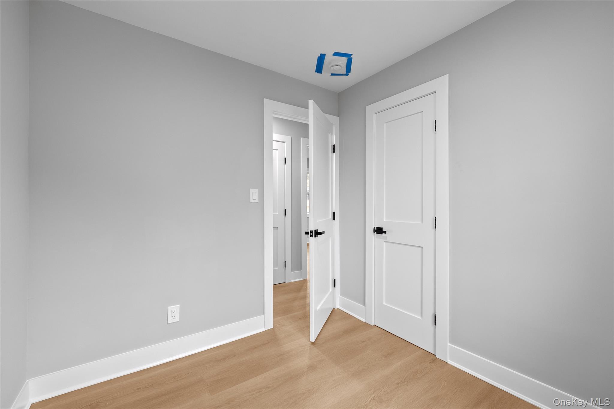 Single Family Meade Suffolk County, NY 11713, MLS-930389-20