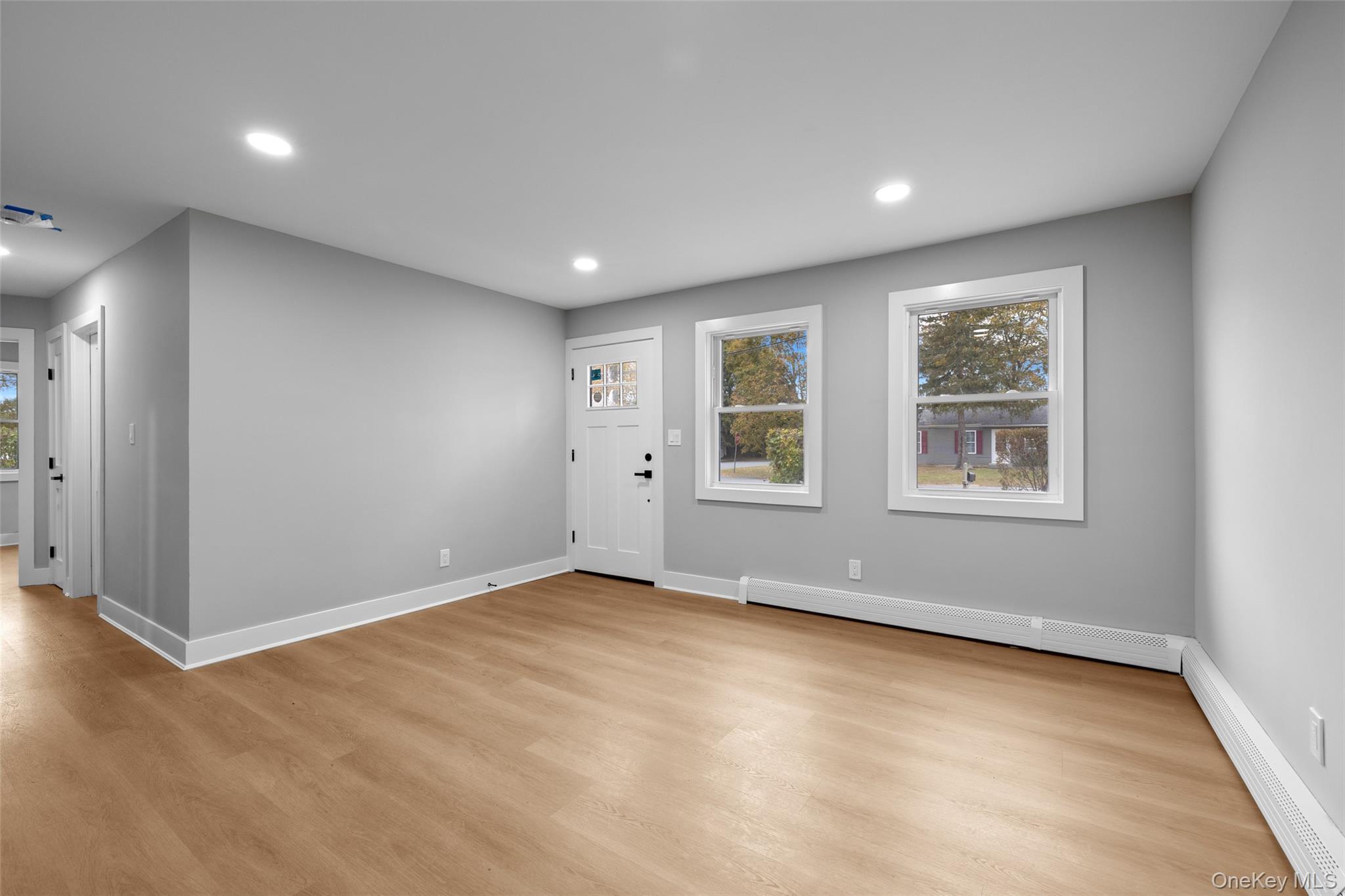 Single Family Meade Suffolk County, NY 11713, MLS-930389-6