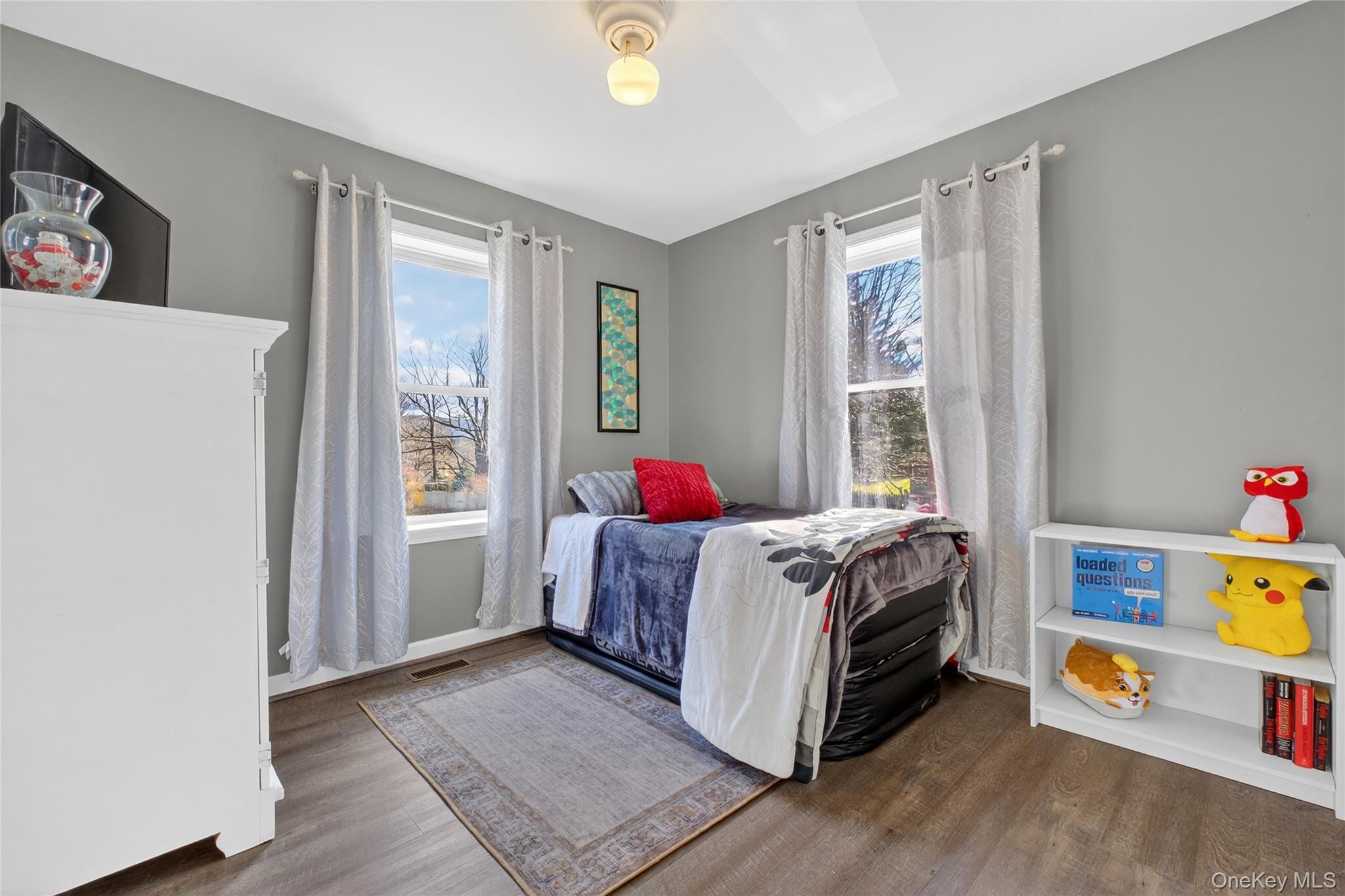 Single Family Cornwall Hill Putnam County, NY 12563, MLS-930401-12