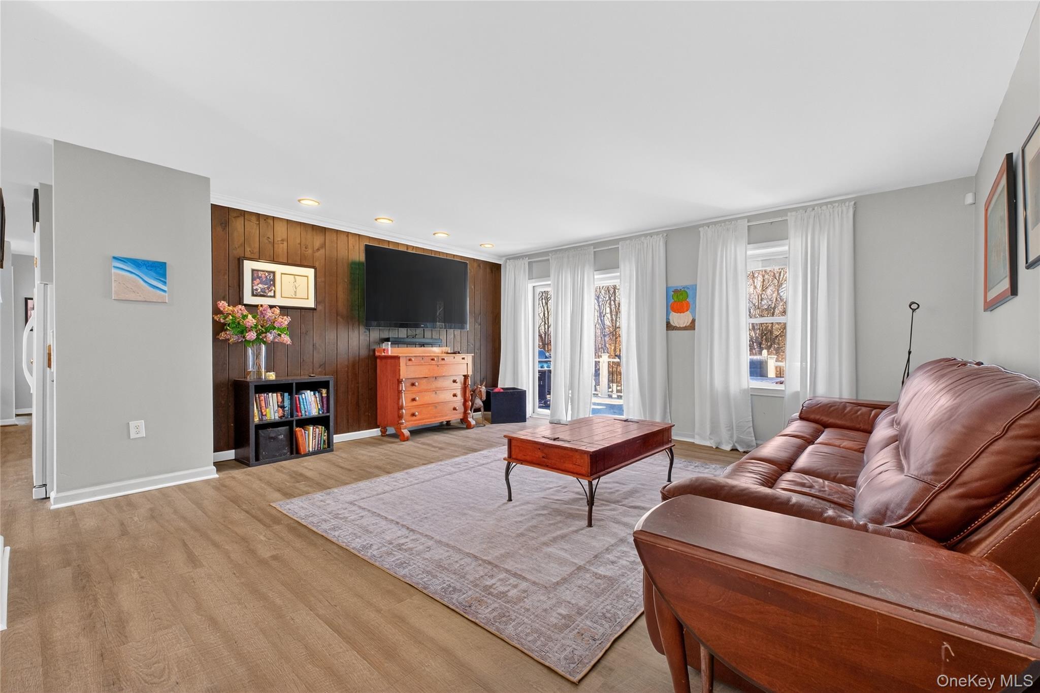 Single Family Cornwall Hill Putnam County, NY 12563, MLS-930401-5