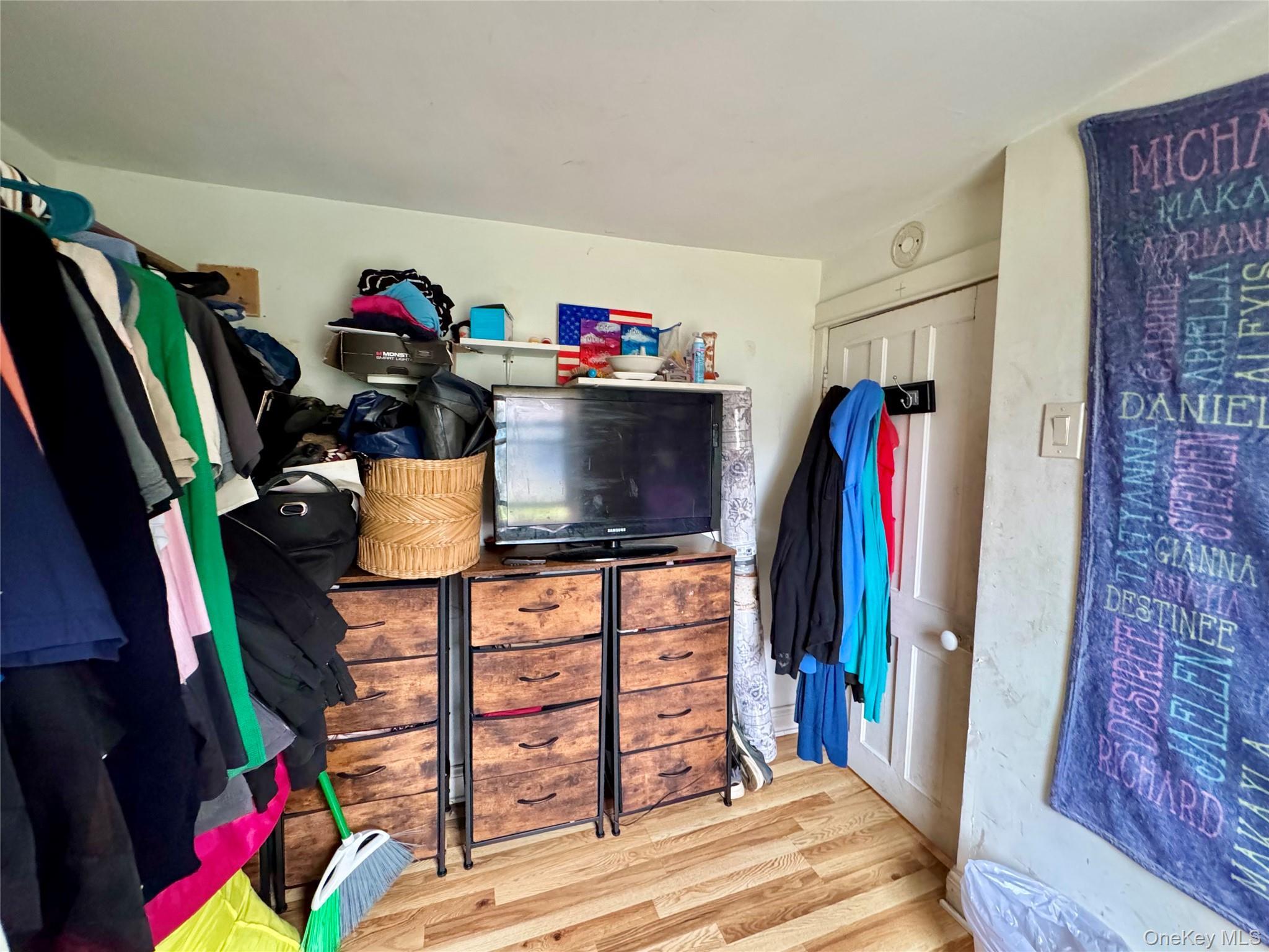 Single Family Mansion  Greene County, NY 12051, MLS-930406-7