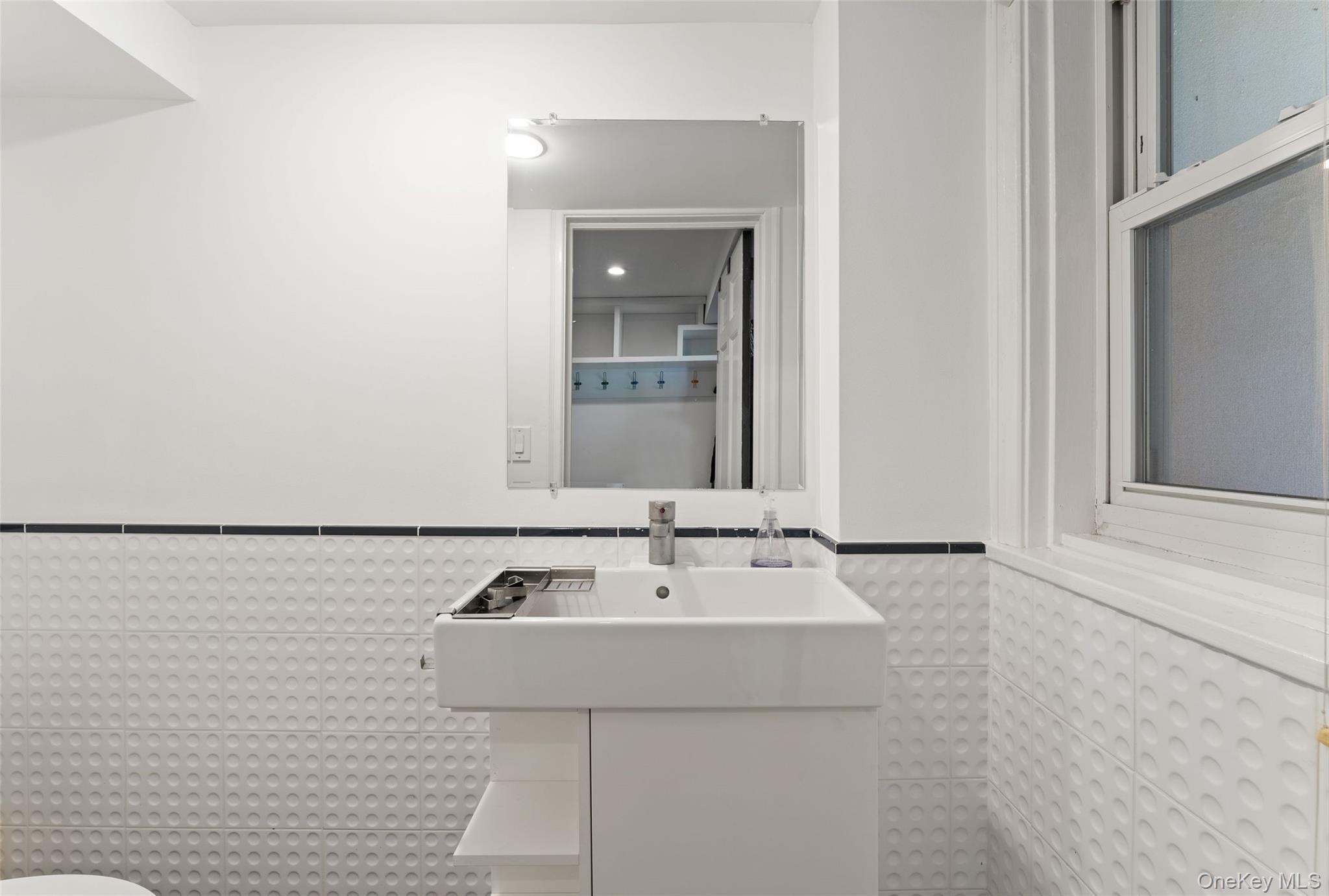 Single Family Broadmoor Westchester County, NY 10583, MLS-930426-32