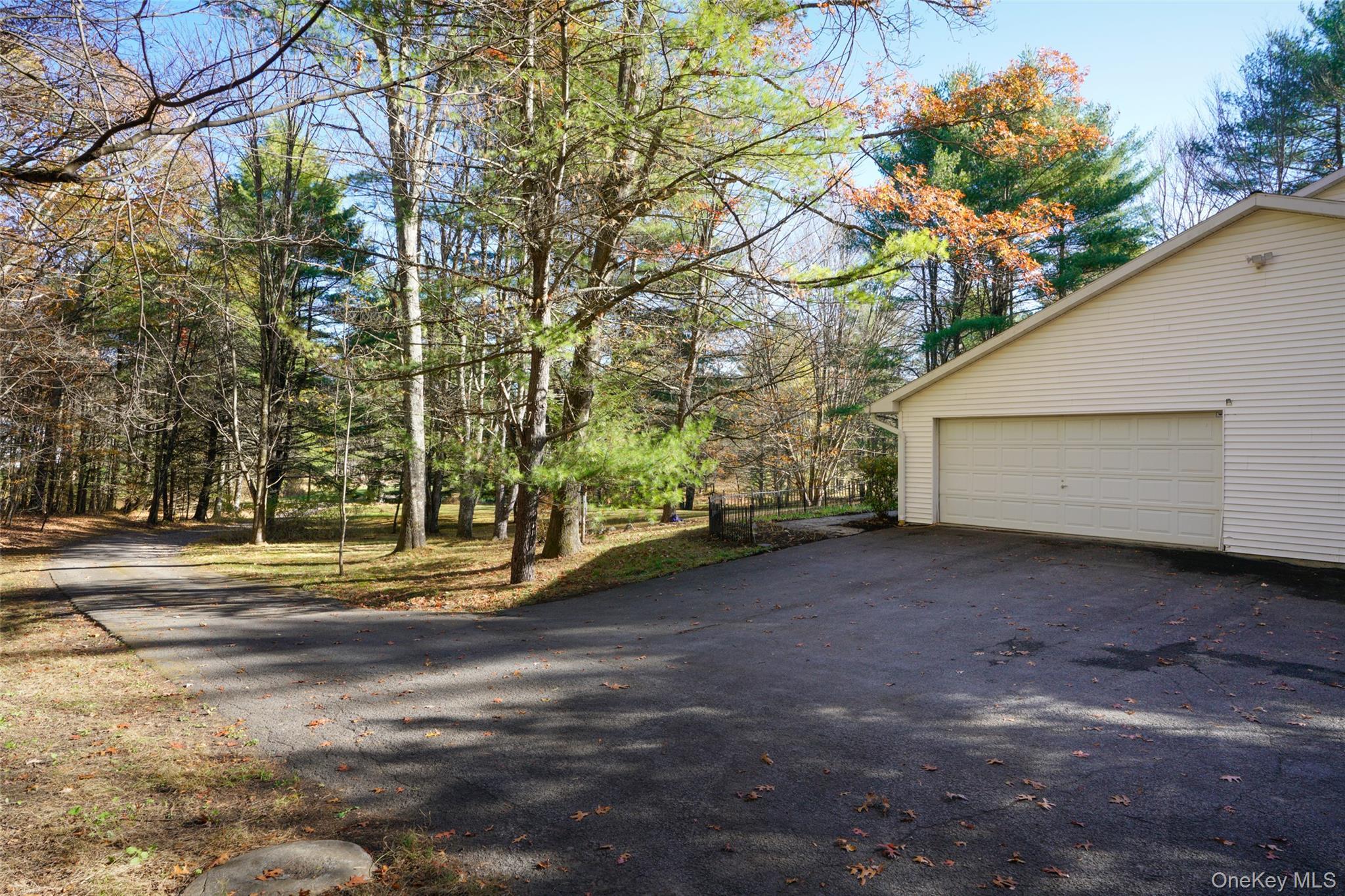 Single Family Glasco Ulster County, NY 12477, MLS-930429-4