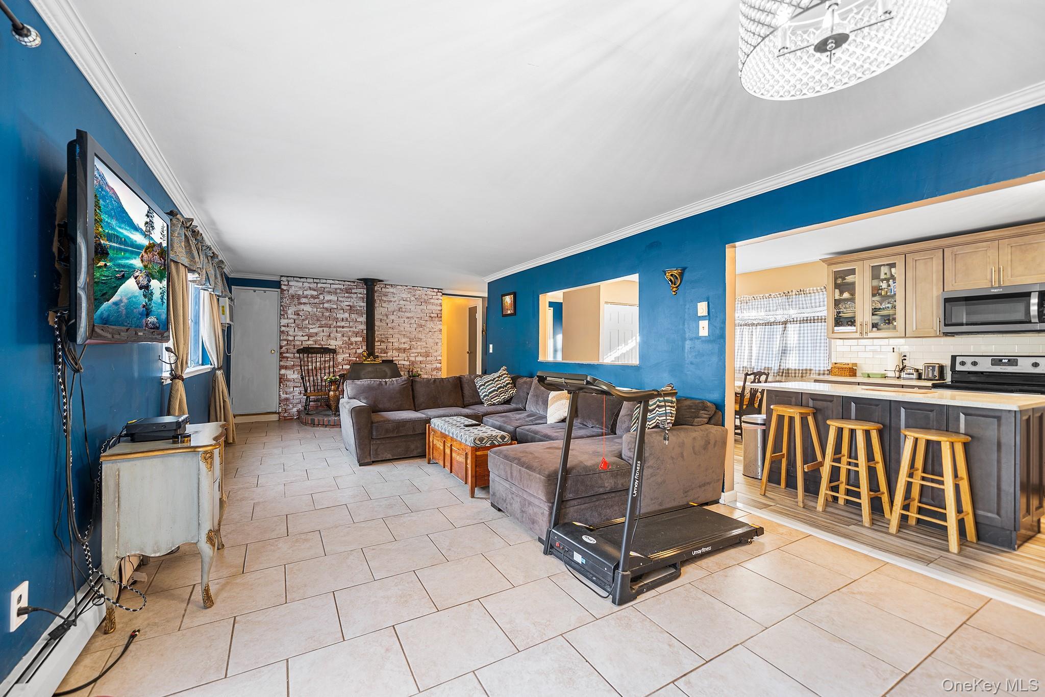 Single Family Atlantic Suffolk County, NY 11722, MLS-930435-11