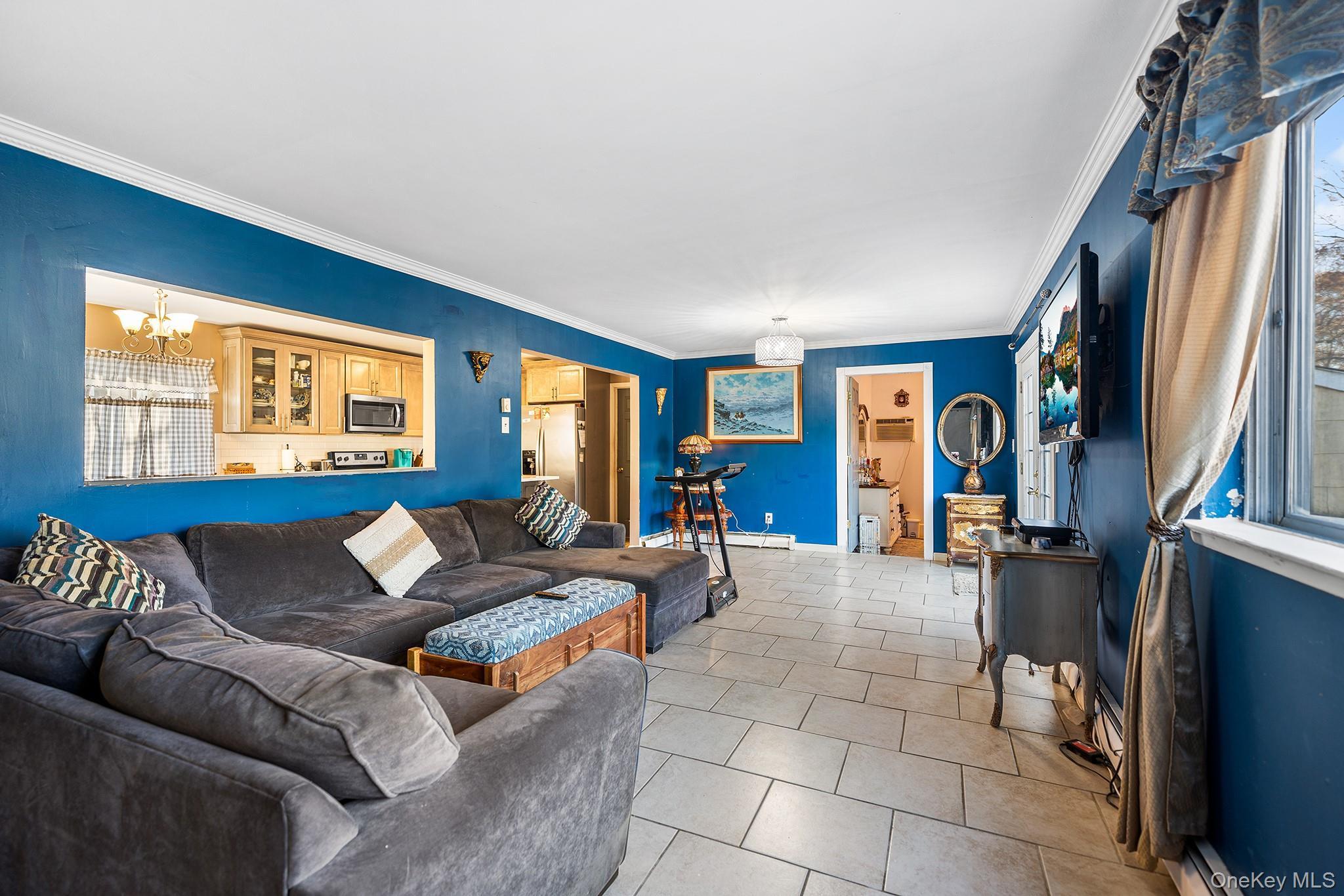 Single Family Atlantic Suffolk County, NY 11722, MLS-930435-14