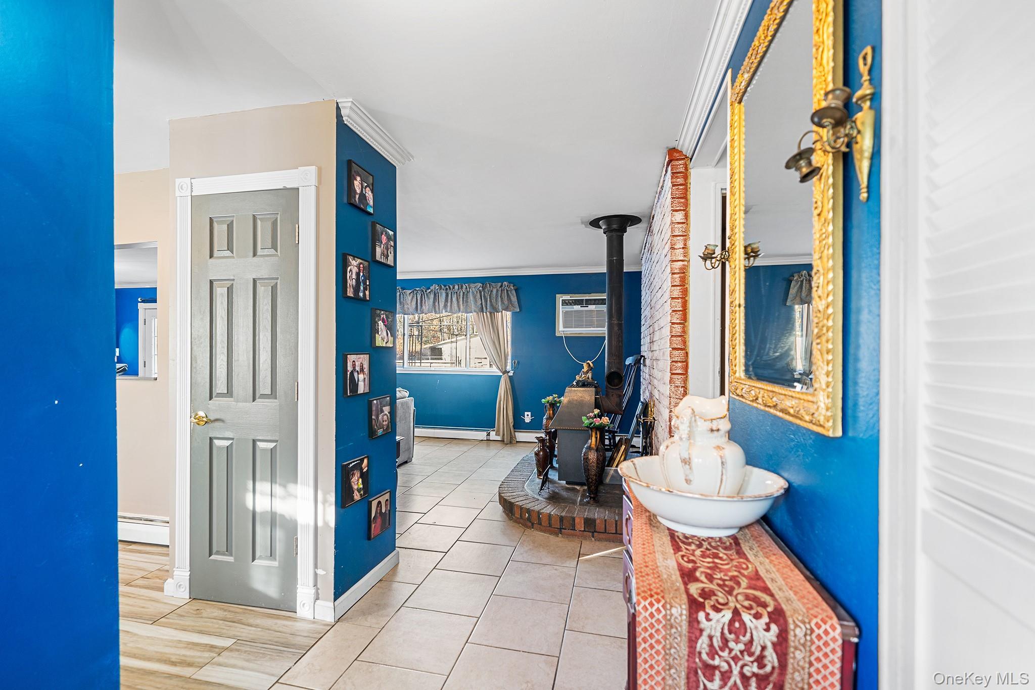 Single Family Atlantic Suffolk County, NY 11722, MLS-930435-4