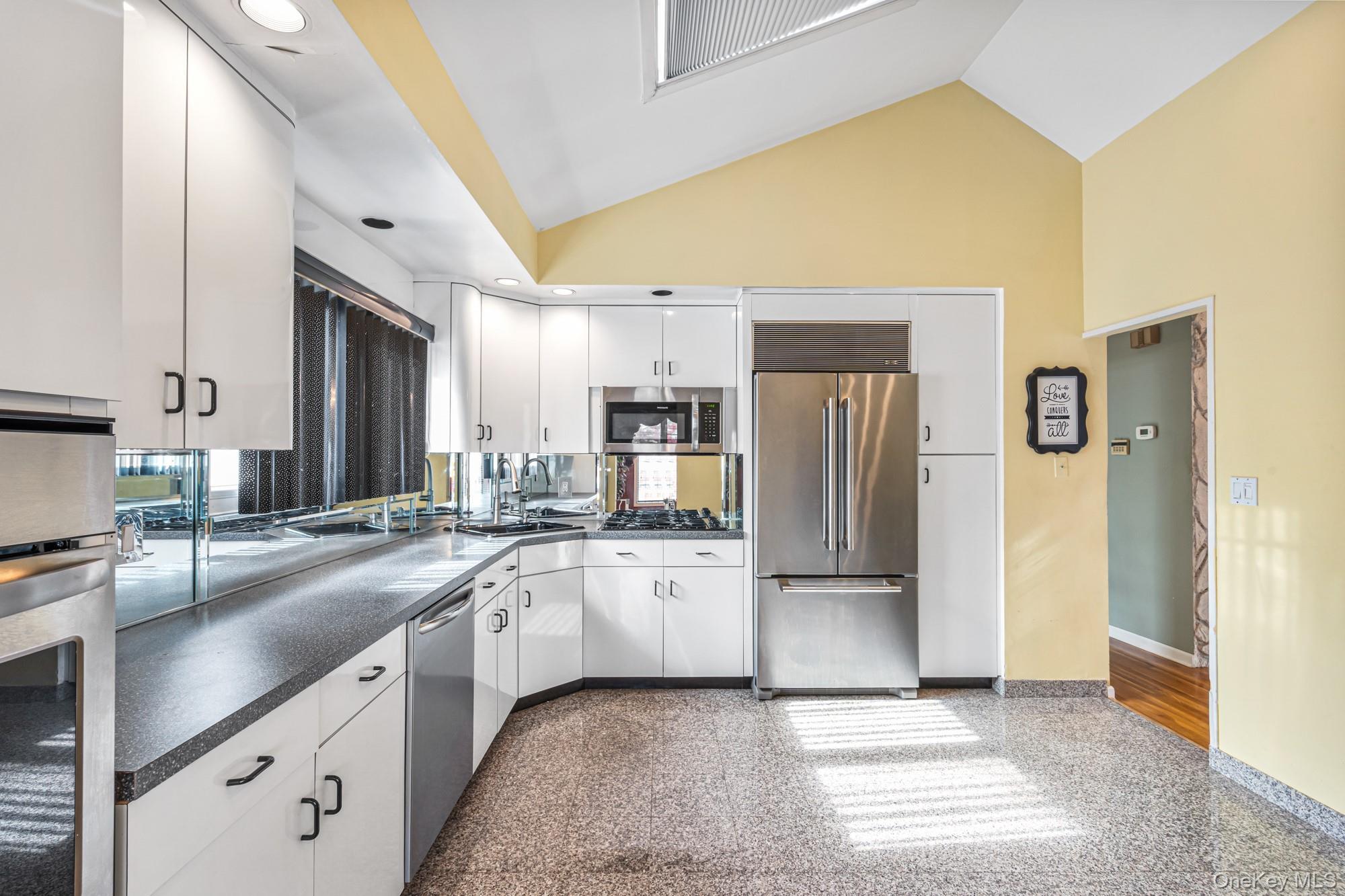 Single Family 84th  Queens, NY 11414, MLS-930466-10