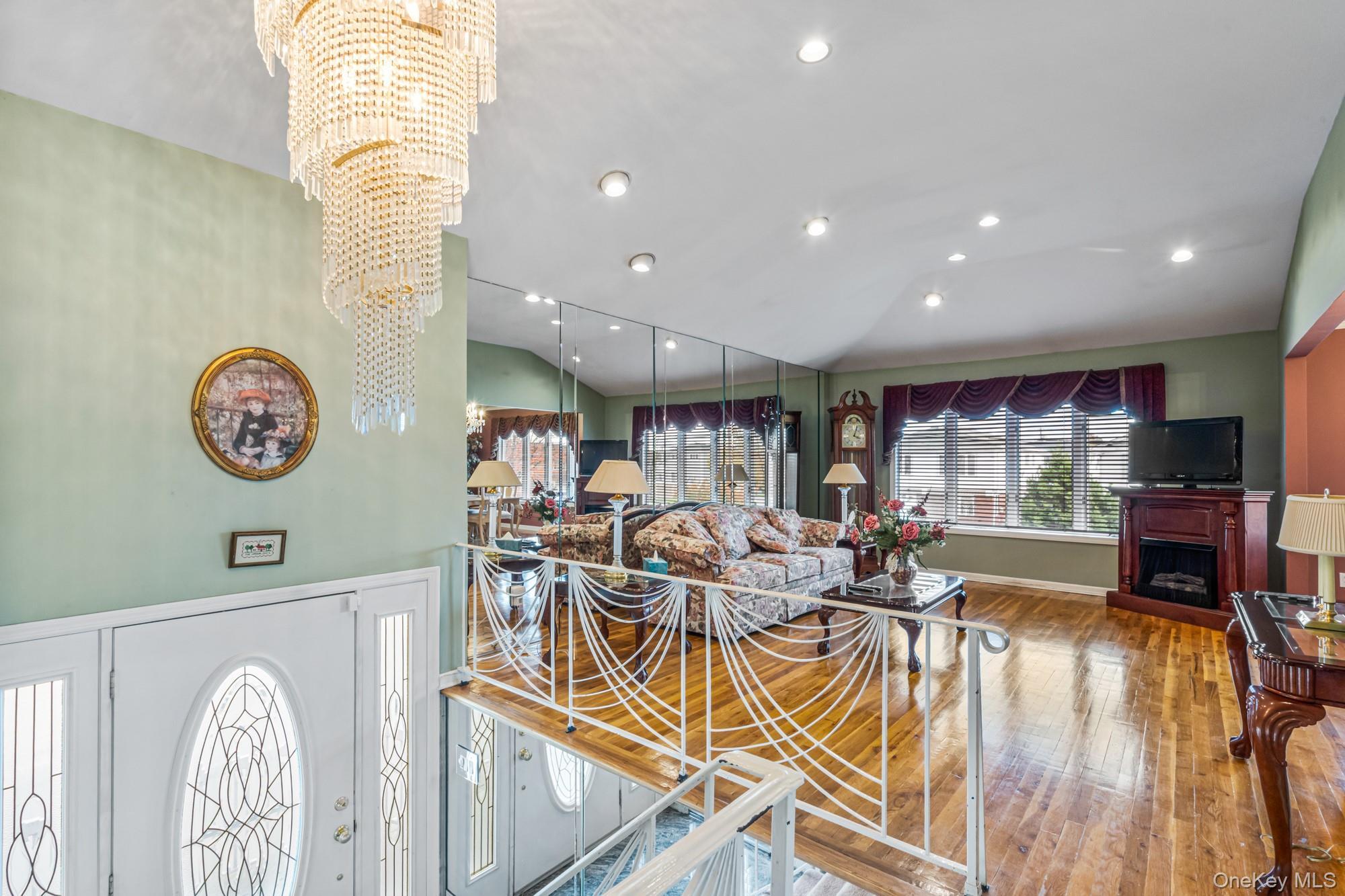 Single Family 84th  Queens, NY 11414, MLS-930466-4