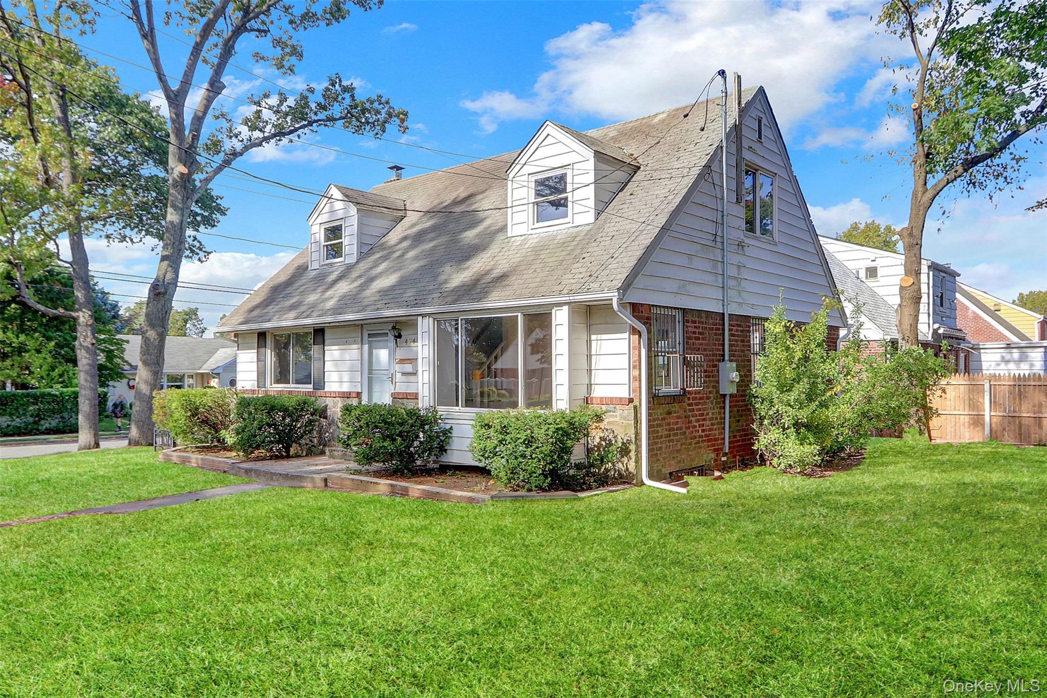 Single Family Roy  Nassau County, NY 11552, MLS-930467-2