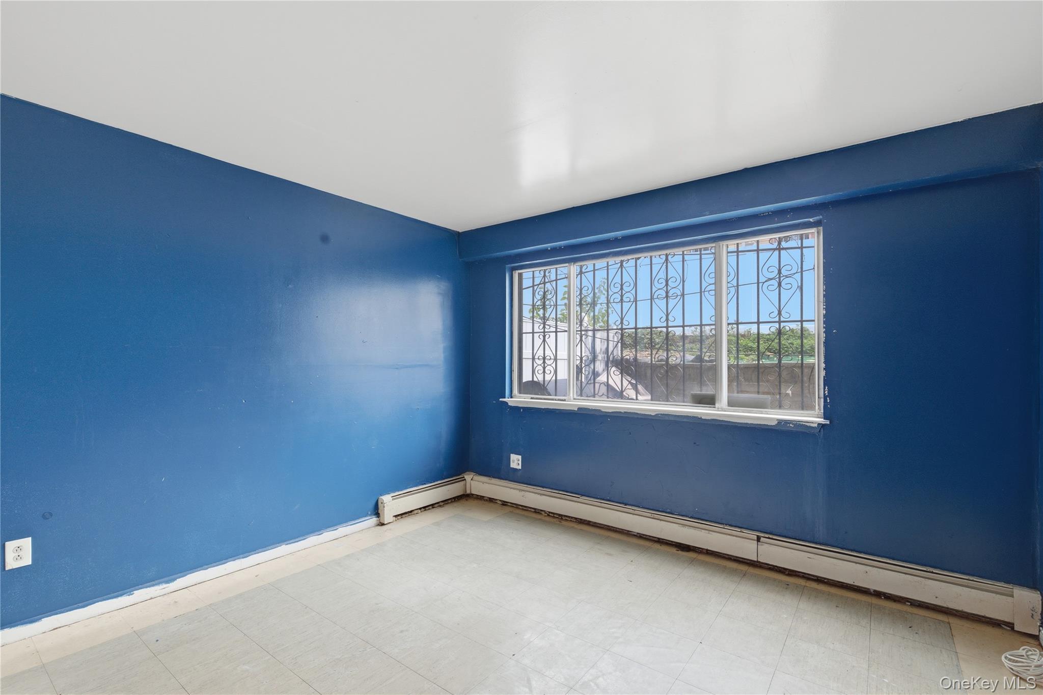 Single Family Bronx Bronx, NY 10470, MLS-930475-15