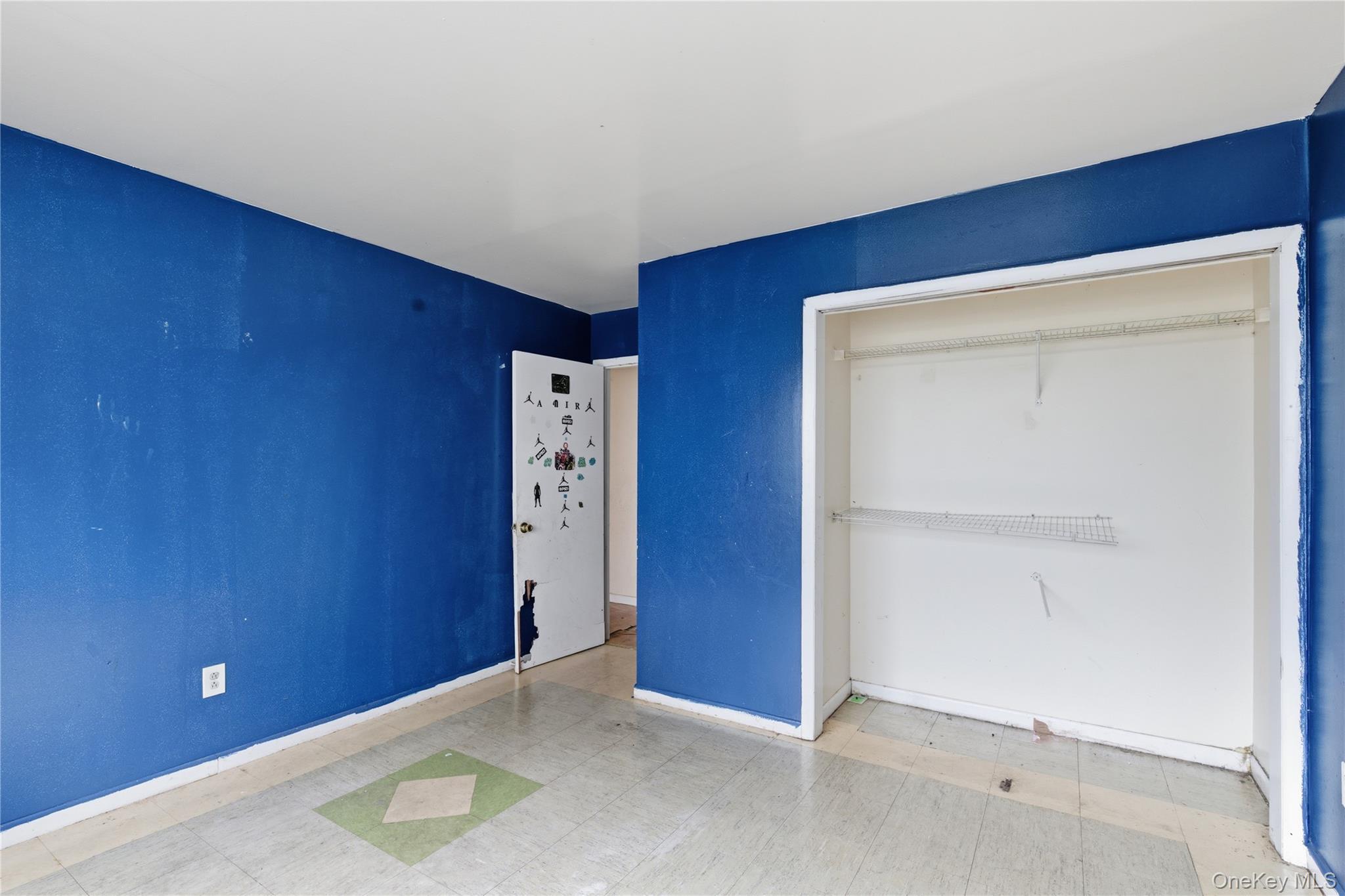 Single Family Bronx Bronx, NY 10470, MLS-930475-16