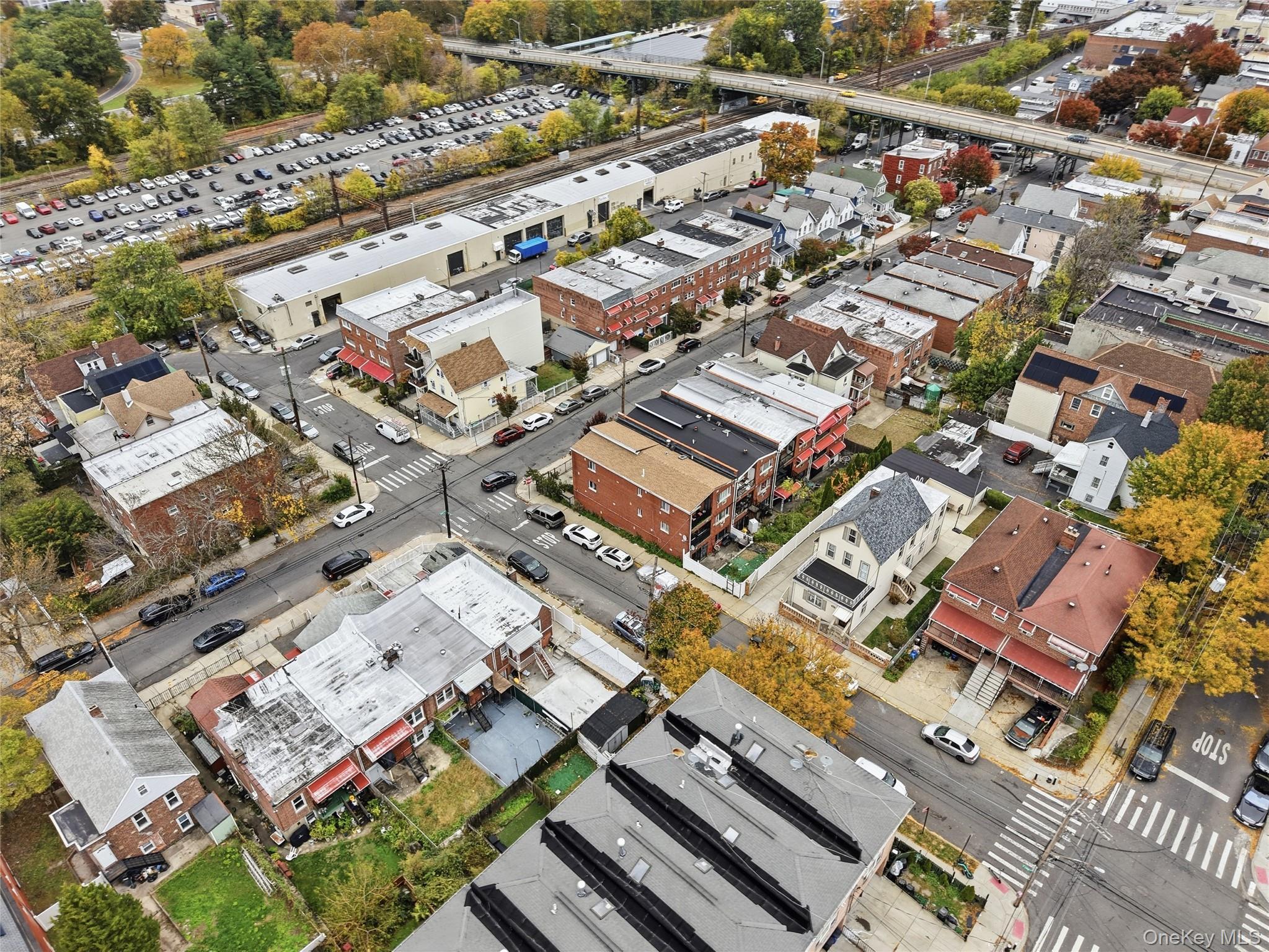 Single Family Bronx Bronx, NY 10470, MLS-930475-30