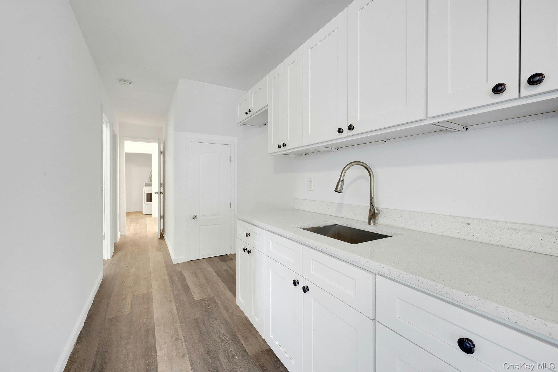 Single Family Hollywood  Bronx, NY 10465, MLS-930481-34