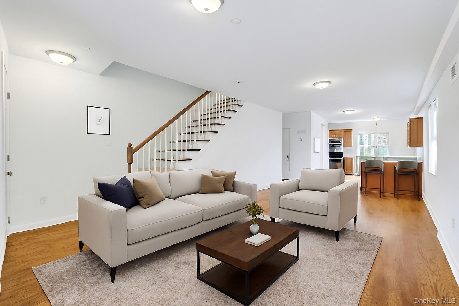 Single Family Hollywood  Bronx, NY 10465, MLS-930481-6