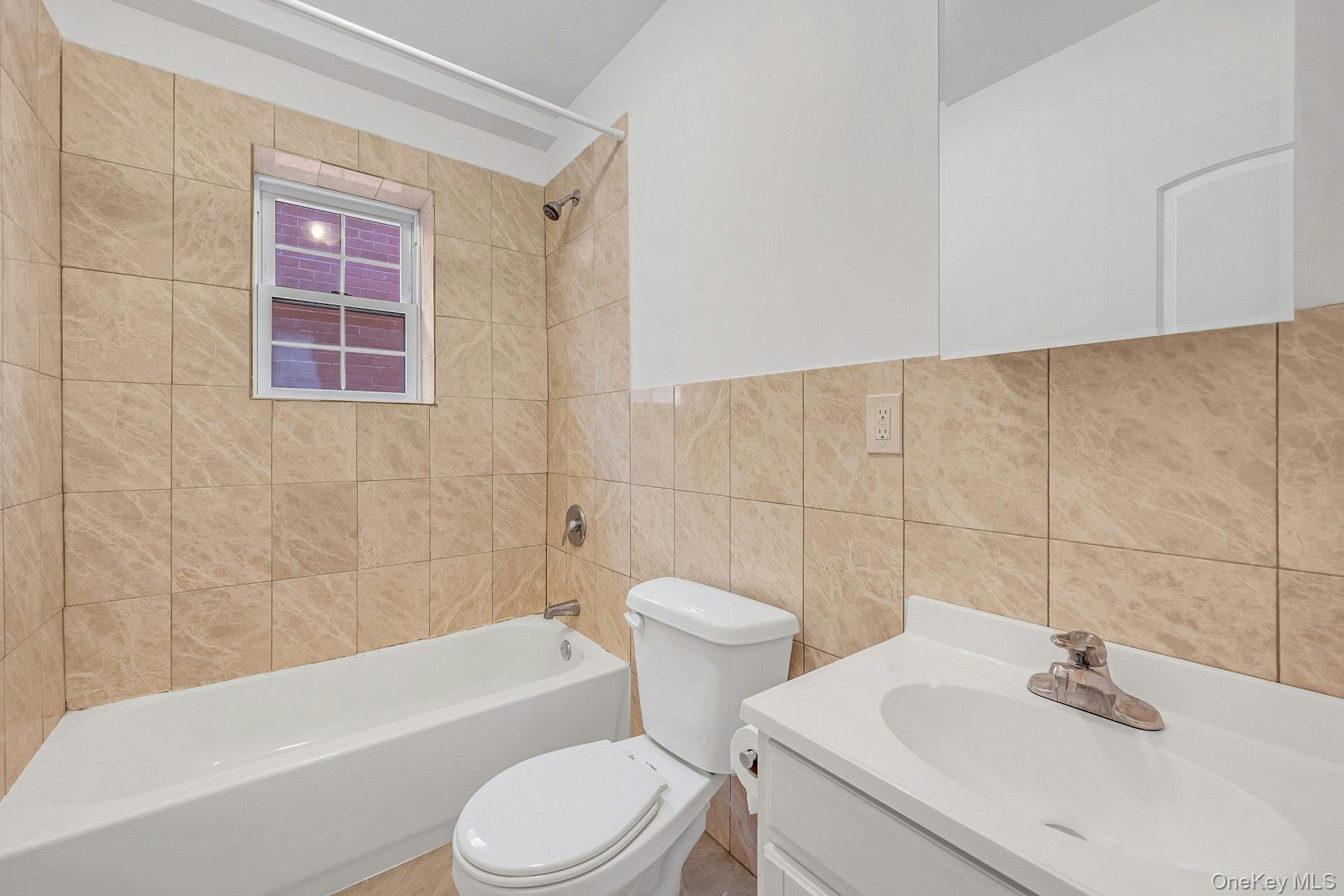 Single Family Hollywood Bronx, NY 10465, MLS-930484-26