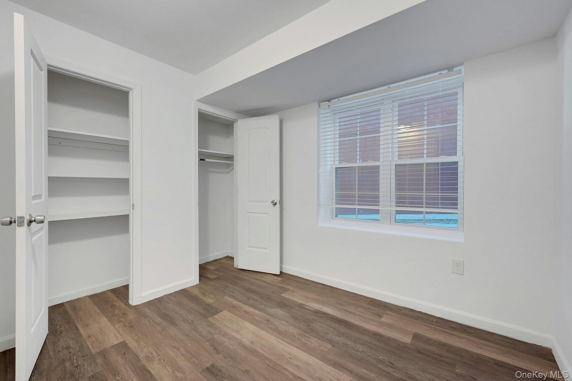 Single Family Hollywood  Bronx, NY 10465, MLS-930484-40